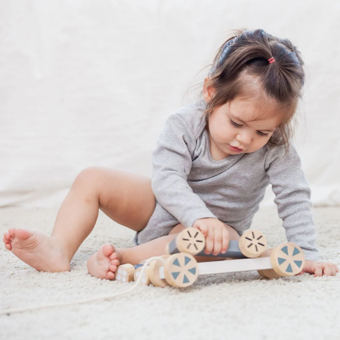 PlanToys Stacking Wheels - Image 3