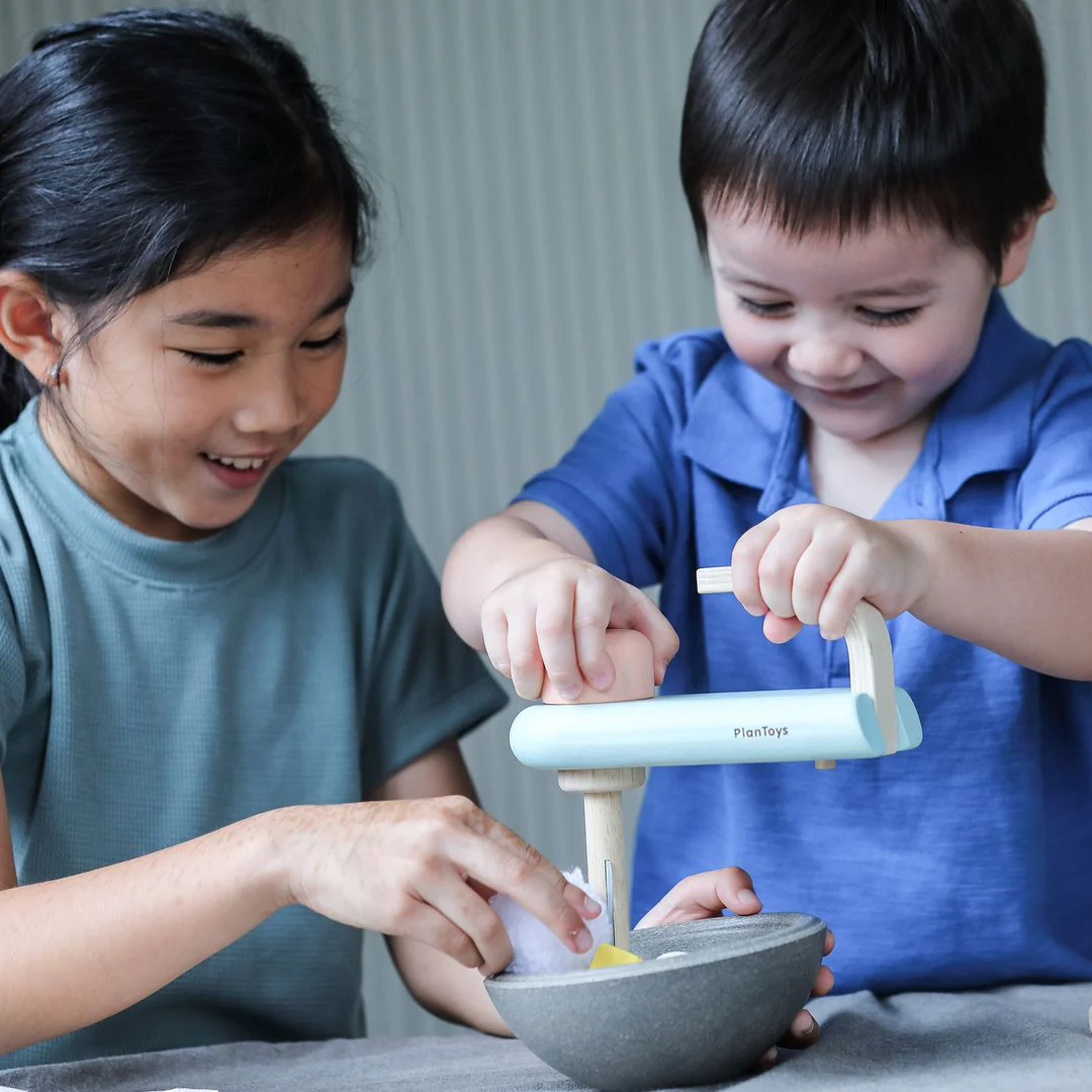 PlanToys Stand Mixer Set - Image 3