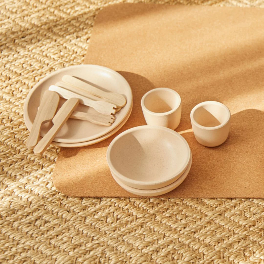PlanToys Tableware Set - Image 4