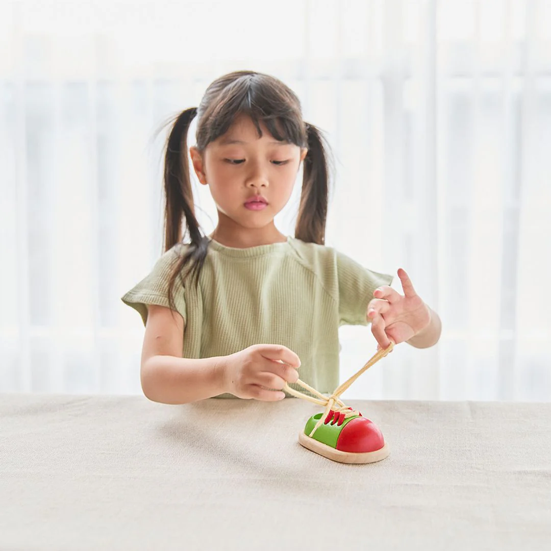 PlanToys Tie-Up Shoe - Image 5