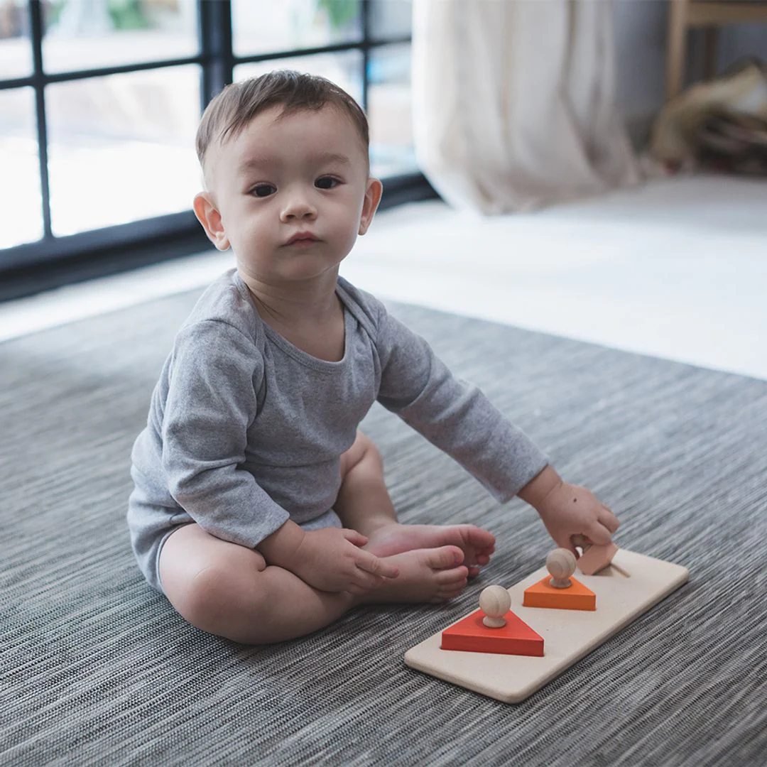 PlanToys Triangle Matching Puzzle - Image 5