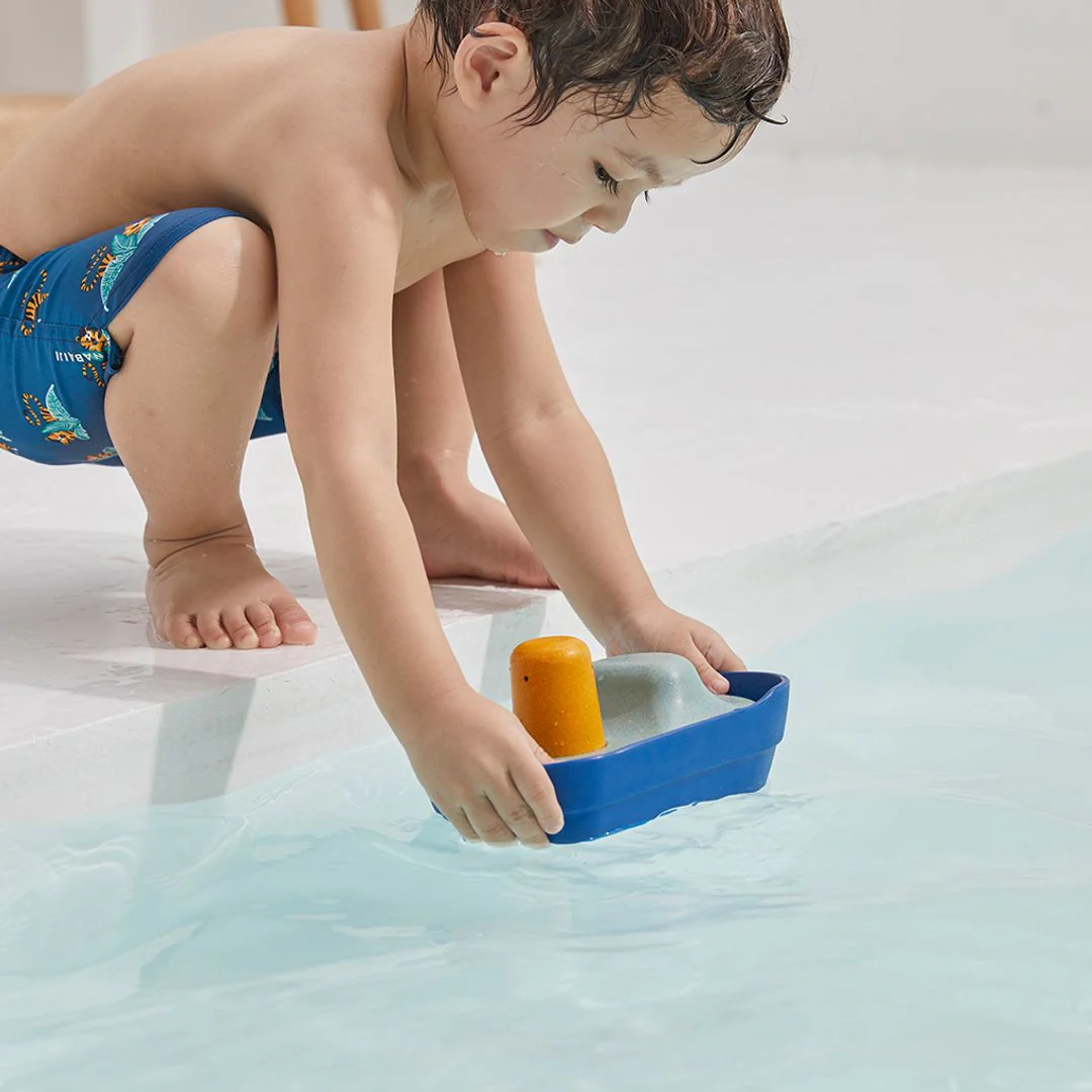 PlanToys Tugboat - Image 2