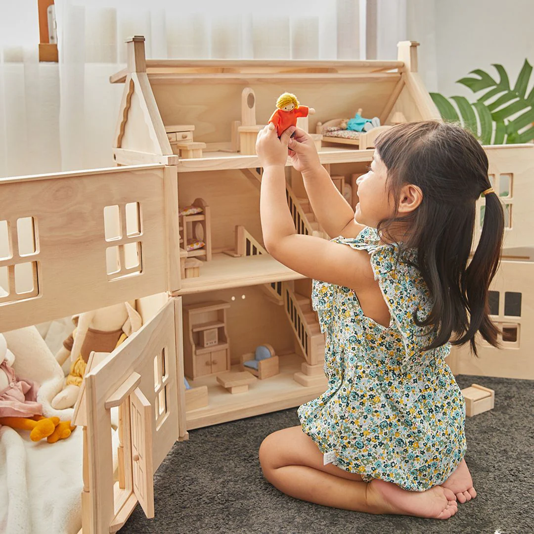 PlanToys Victorian Dollhouse - Image 7