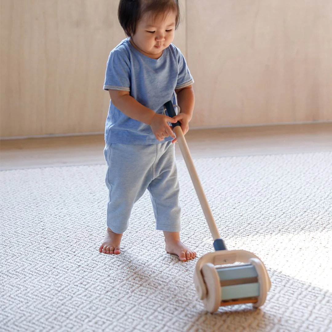 PlanToys Walk N Roll - Orchard - Image 4