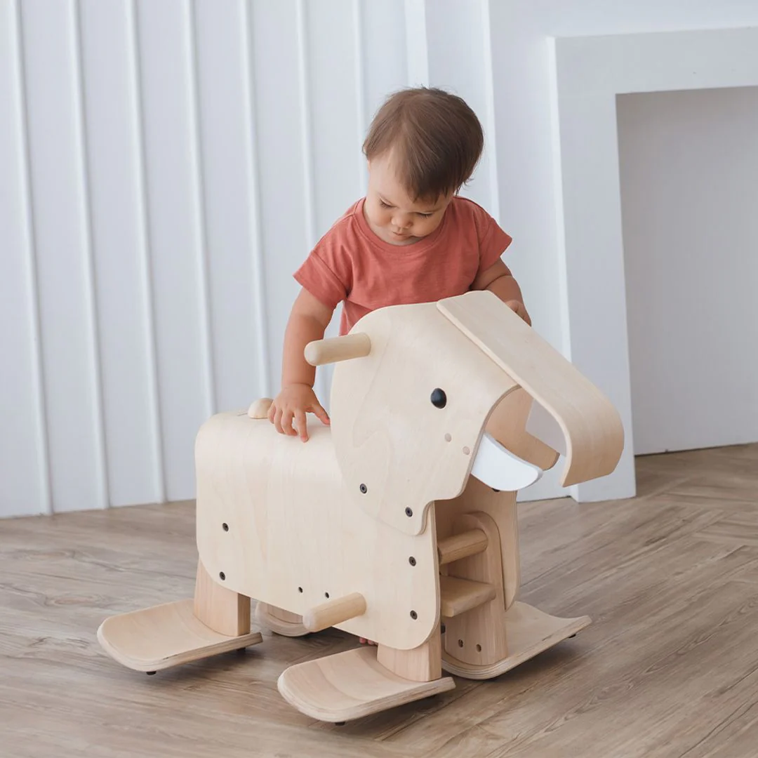 PlanToys Walking Elephant - Image 6