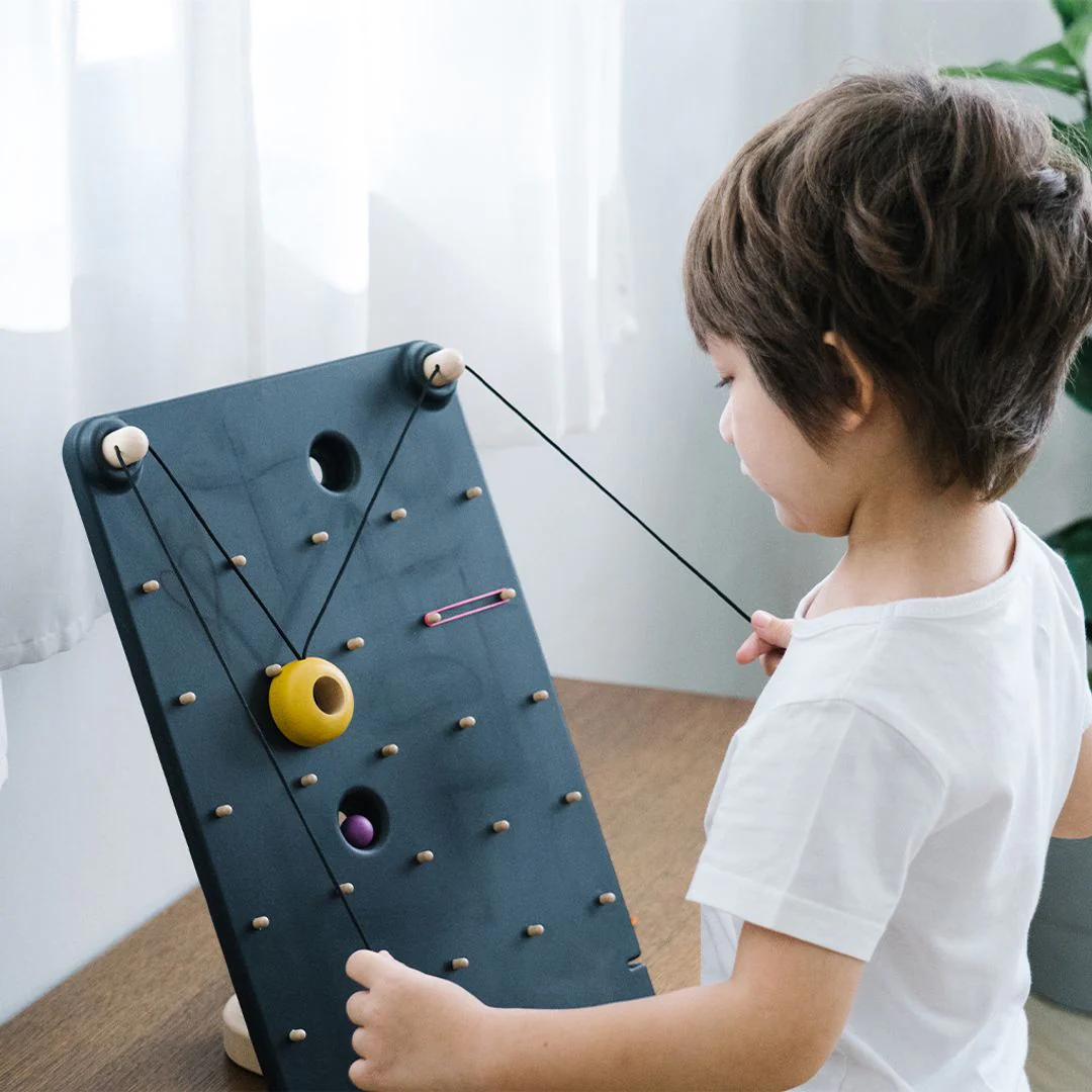 PlanToys Wall Ball Game - Image 8