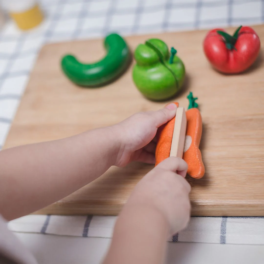 PlanToys Wonky Fruit & Vegetables - Image 6