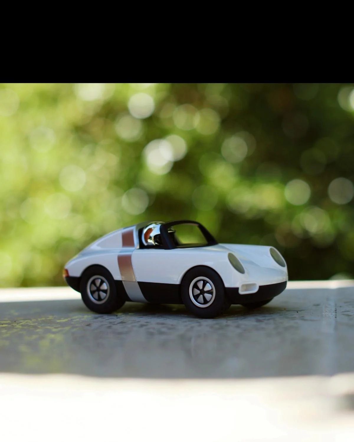 Playforever Car LUFT PFEIFFER White - Image 4