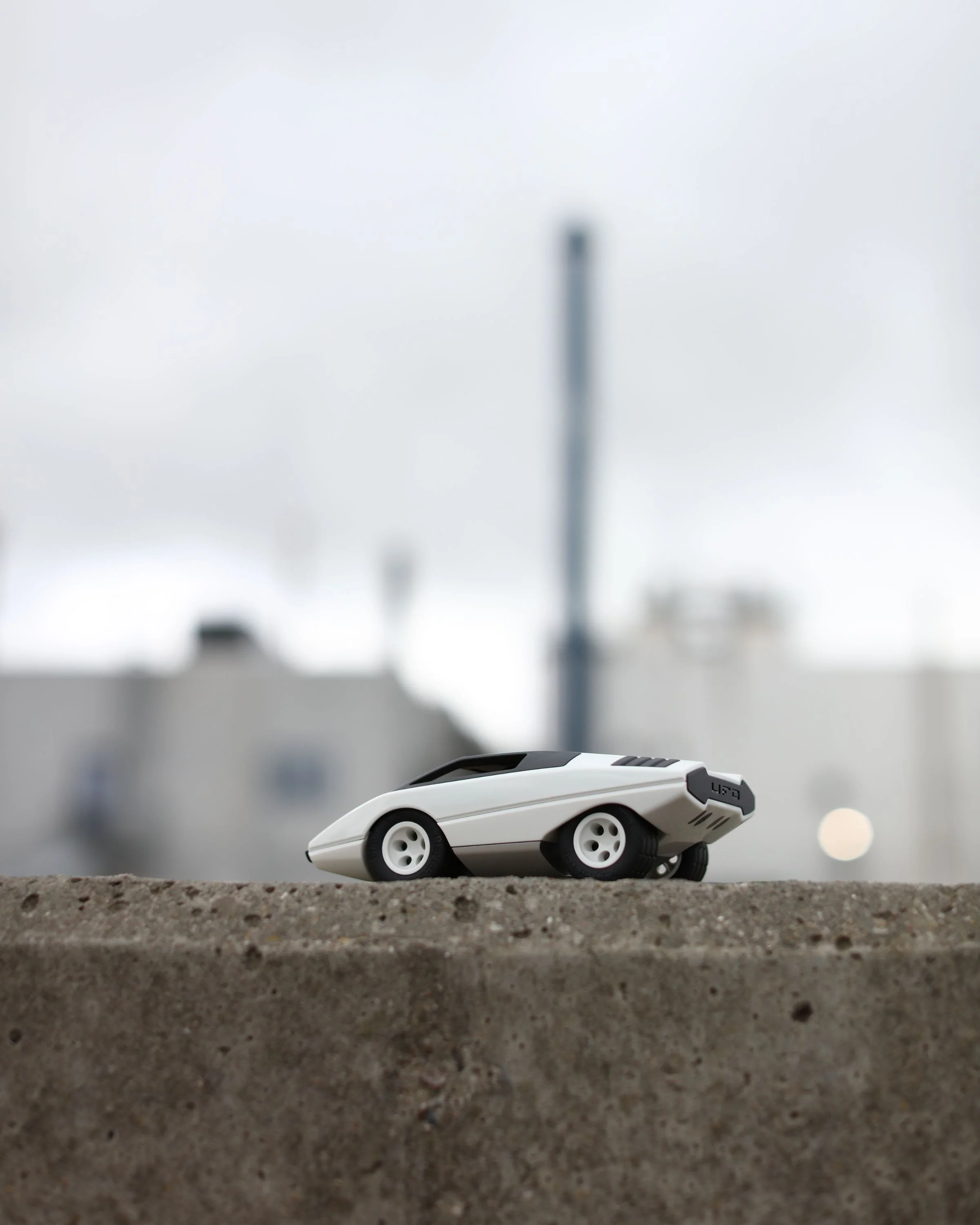 Playforever Car UFO COLOMBA White - Image 12
