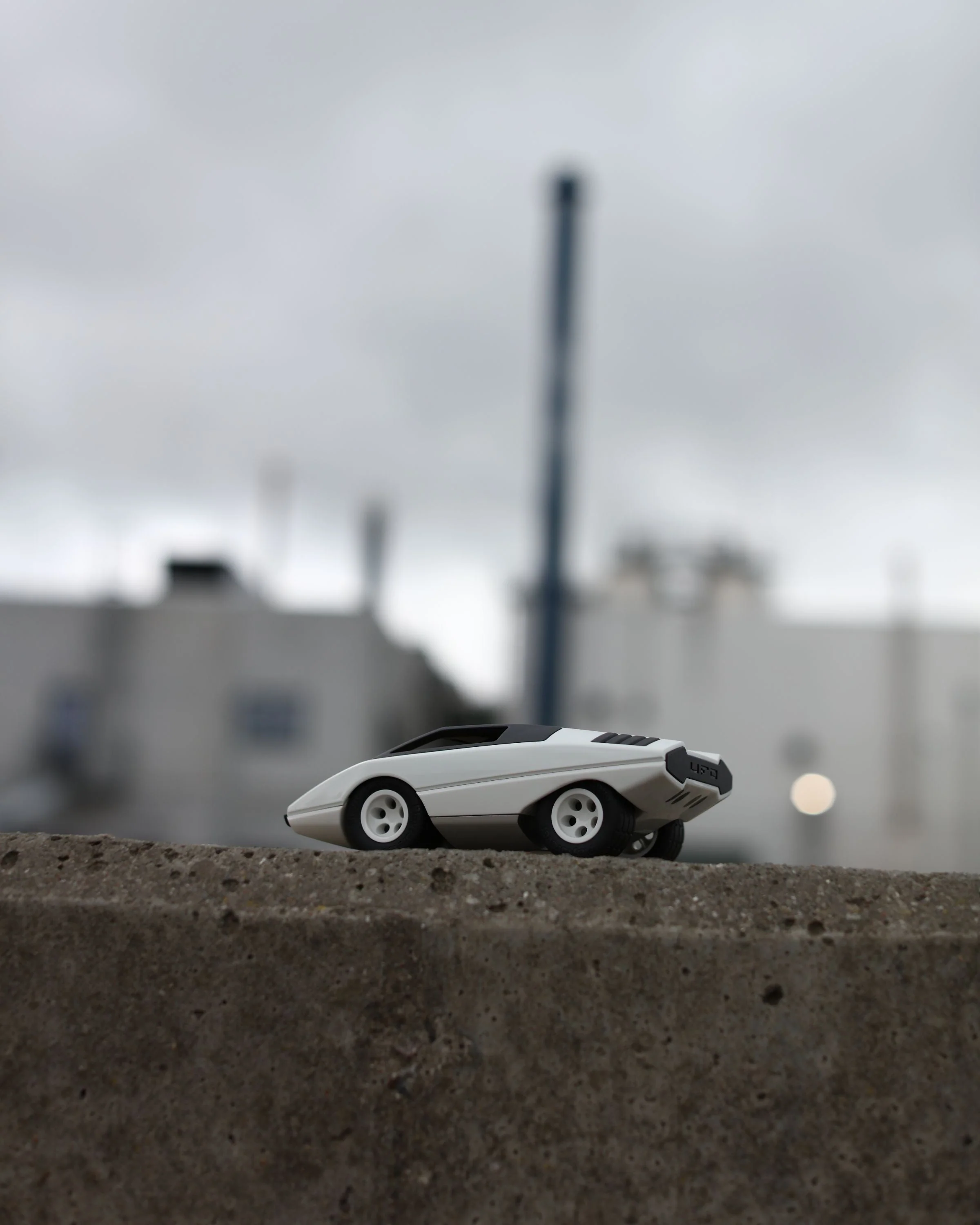 Playforever Car UFO COLOMBA White - Image 13