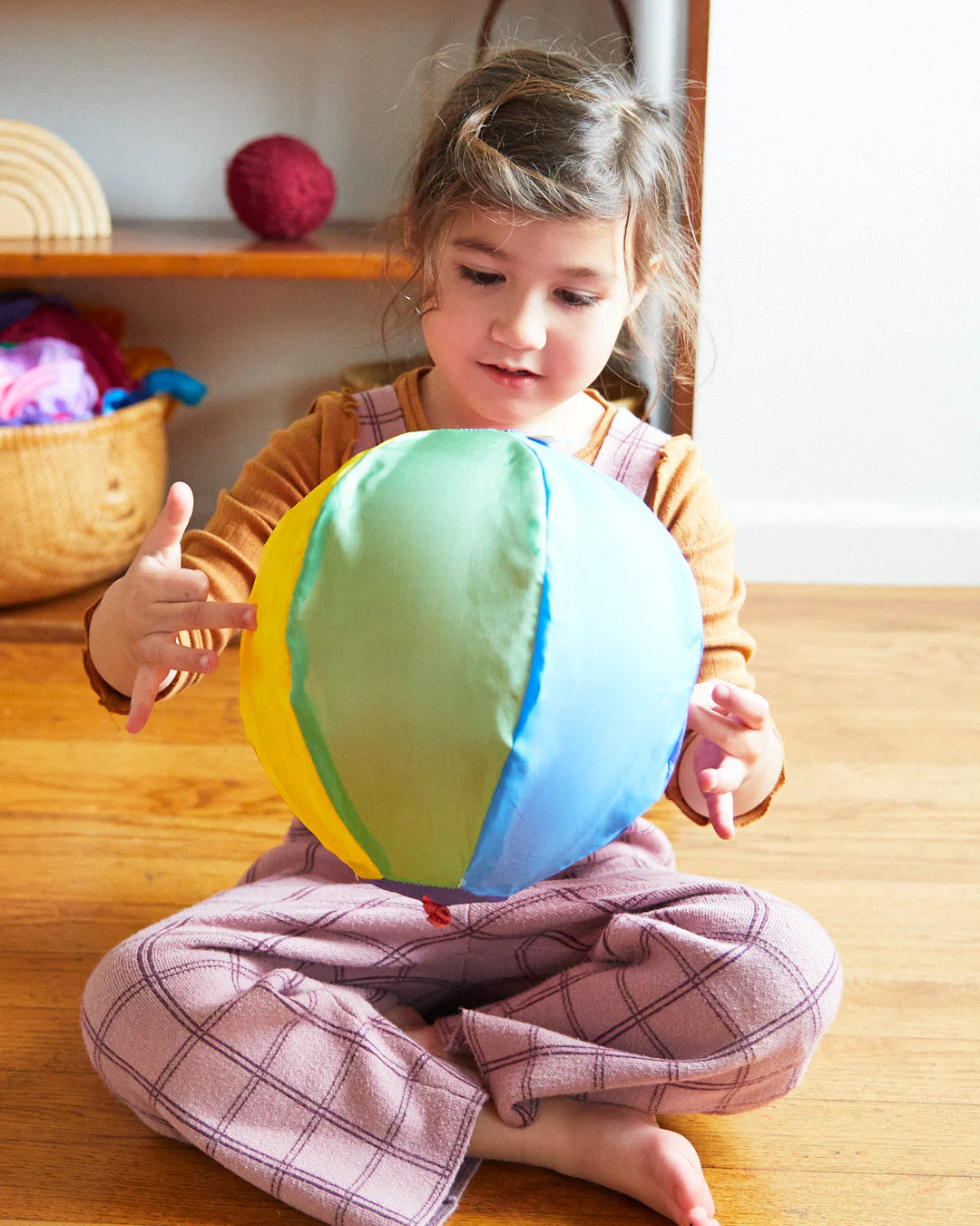 Sarah's Silks Rainbow Balloon Ball - Image 5