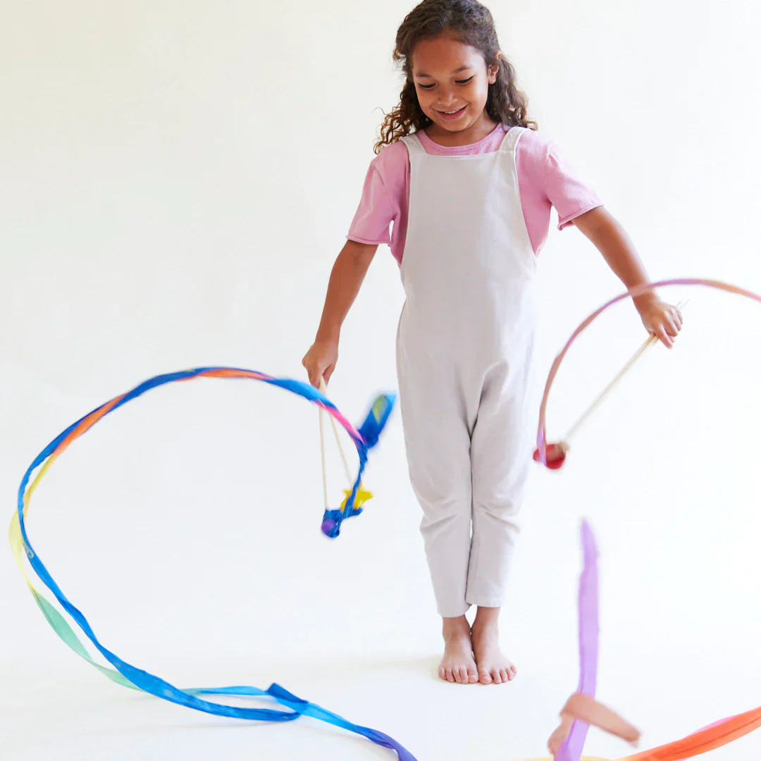 Sarah's Silks Rainbow Streamer - Image 6