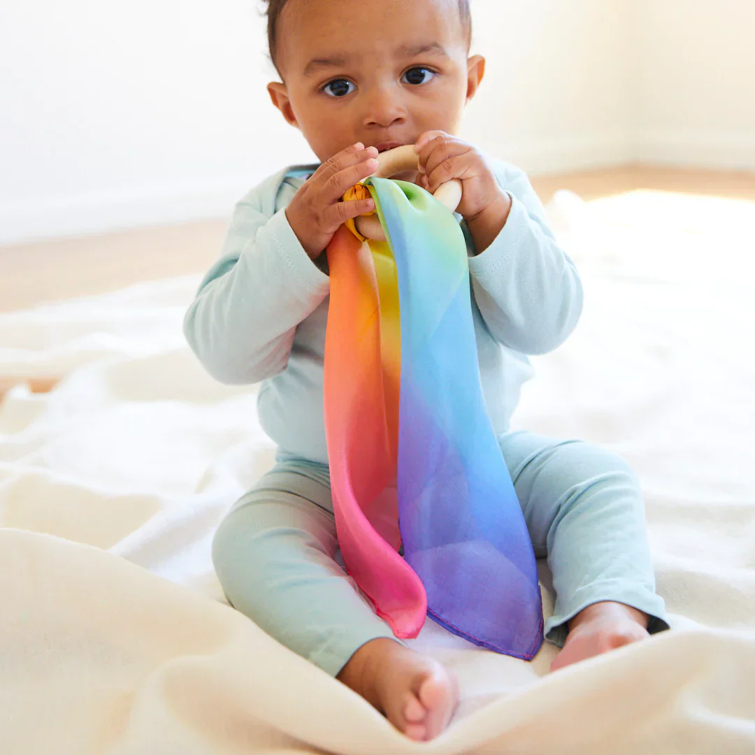 Sarah's Silks Rainbow Teether - Image 4