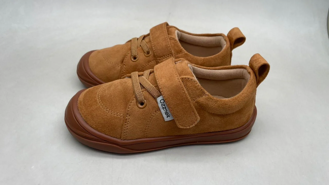 Ozznek Shoes  Sienna Barefoot Sneakers – Everyday Kids Sneakers - Image 3