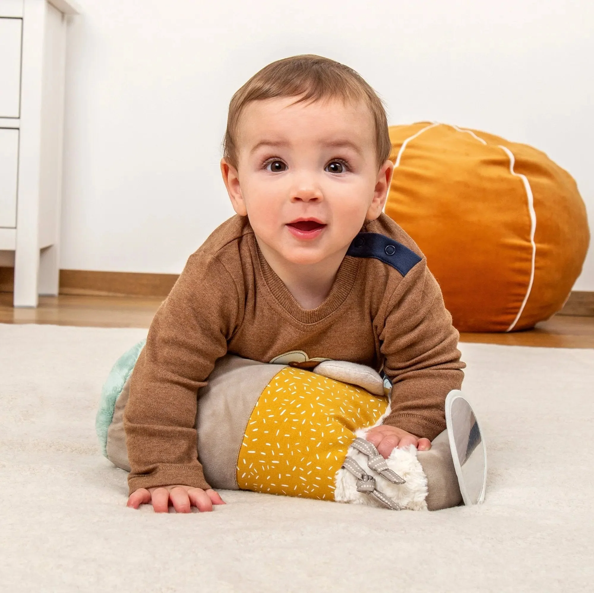 Sigikid Fox Activity Roll with Rattle - Image 3