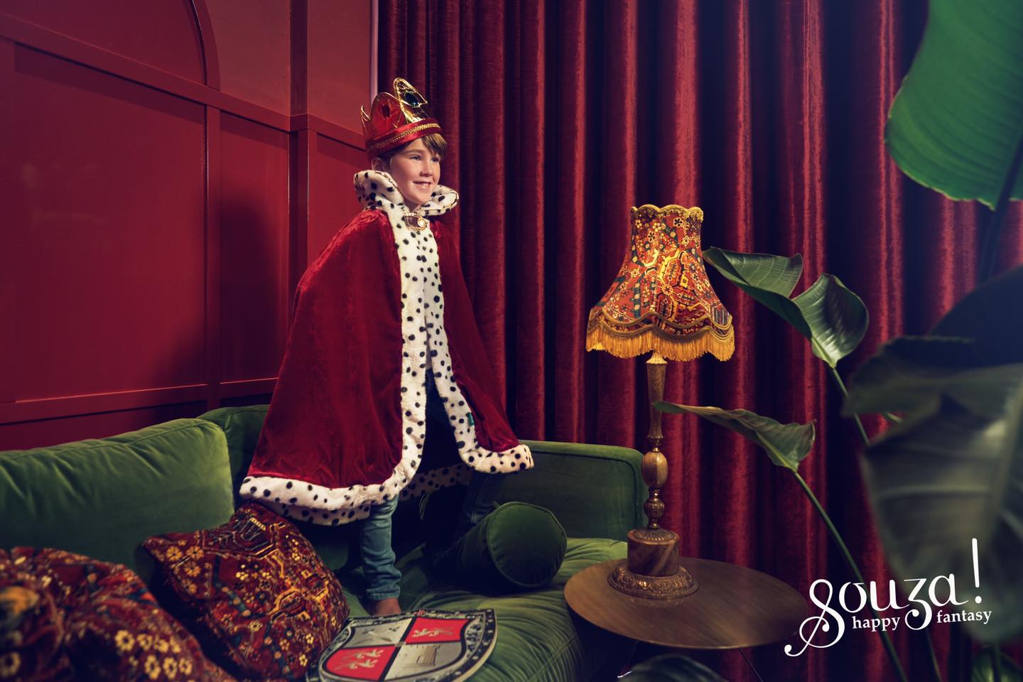 Souza King Louis Costume Cloak for Kids - Image 4
