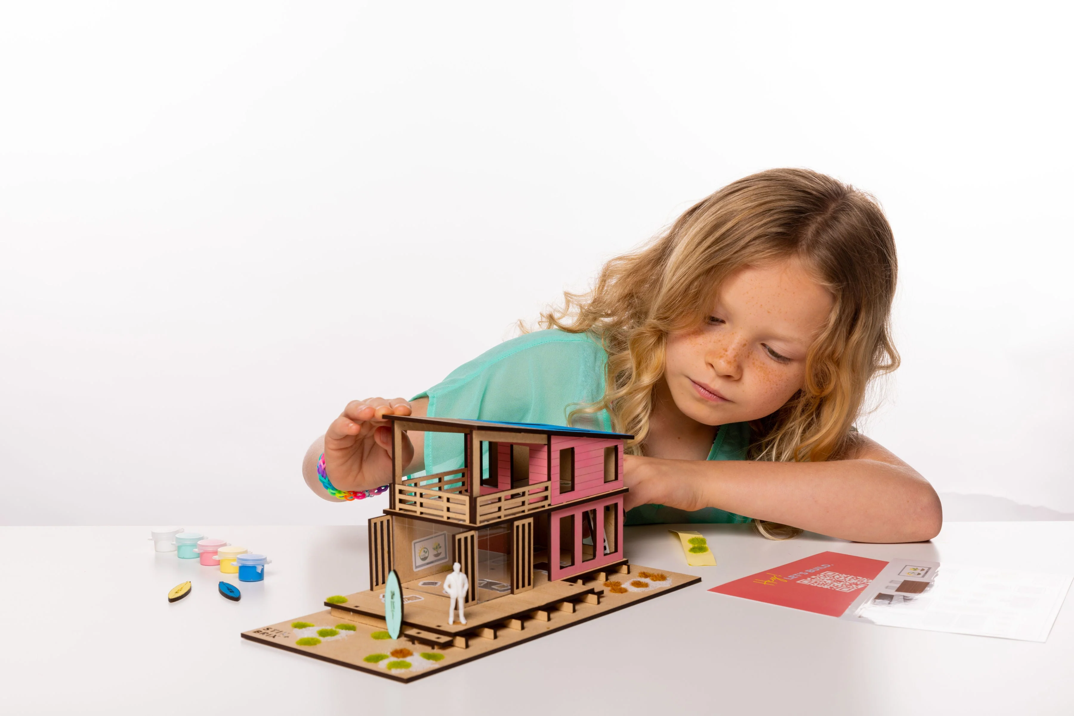 Stix-Brix BEACH HUT - Image 4