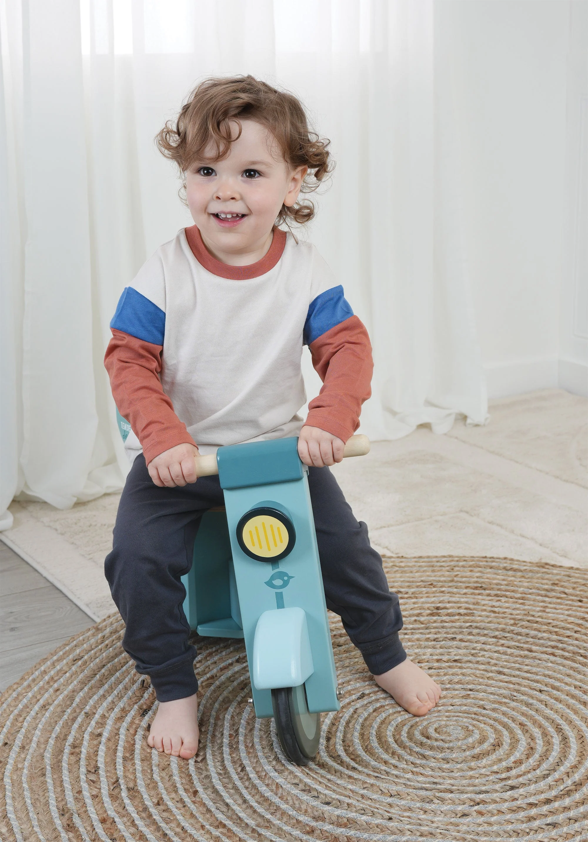 Tender Leaf Delivery Scooter - Image 7