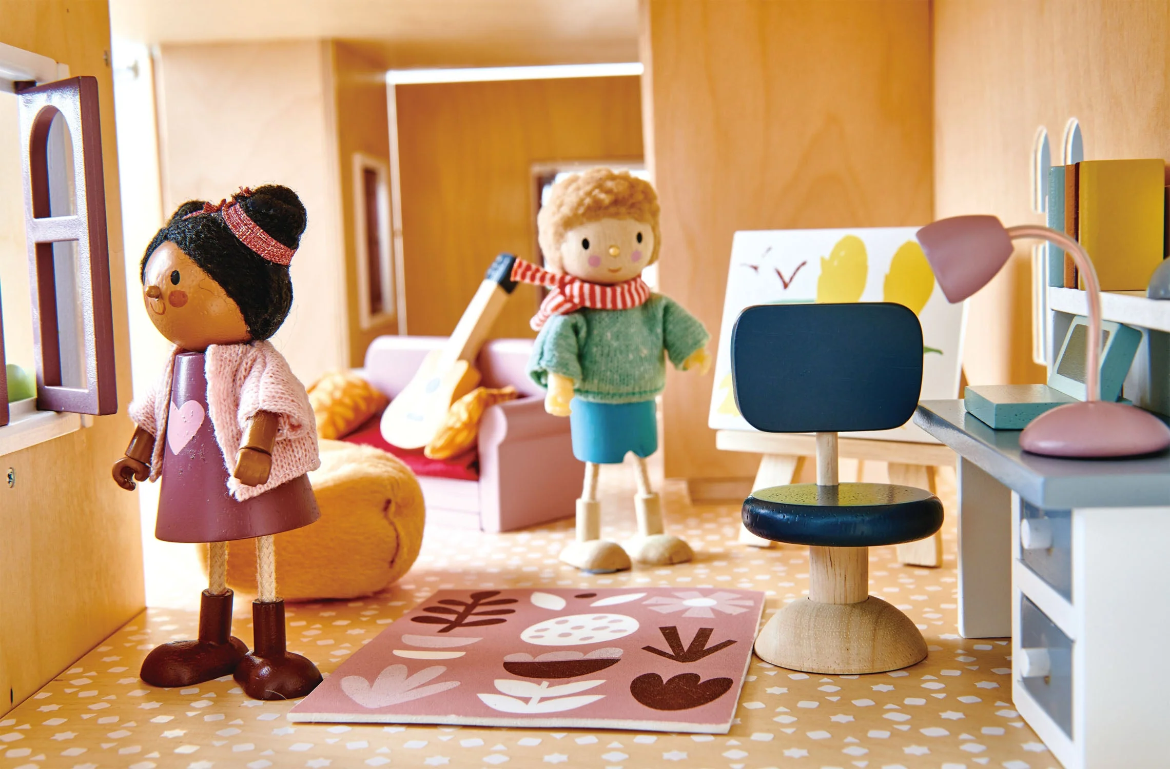 Tender Leaf Dolls House Study Furniture - Image 4