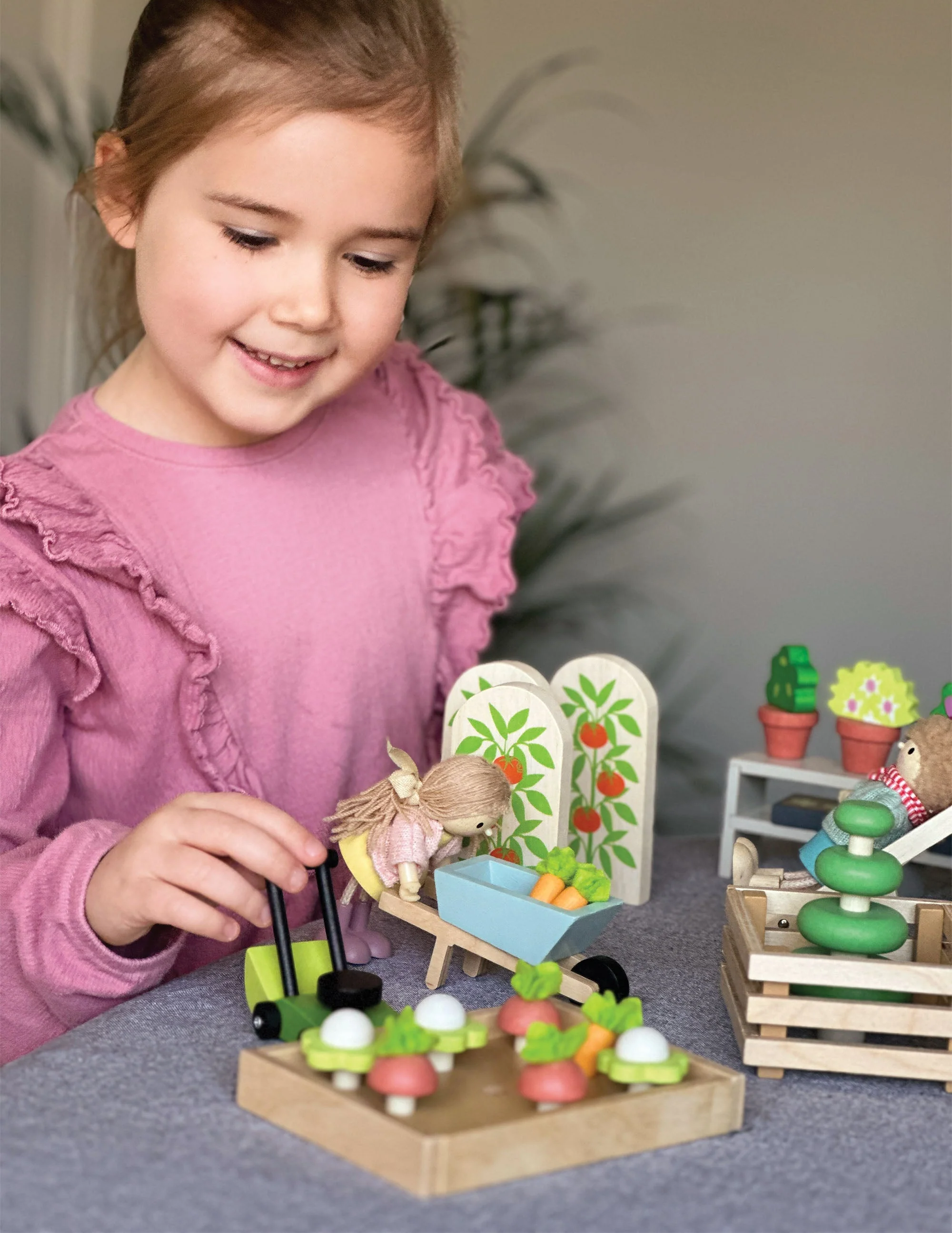 Tender Leaf Greenhouse and Garden Set - Image 13