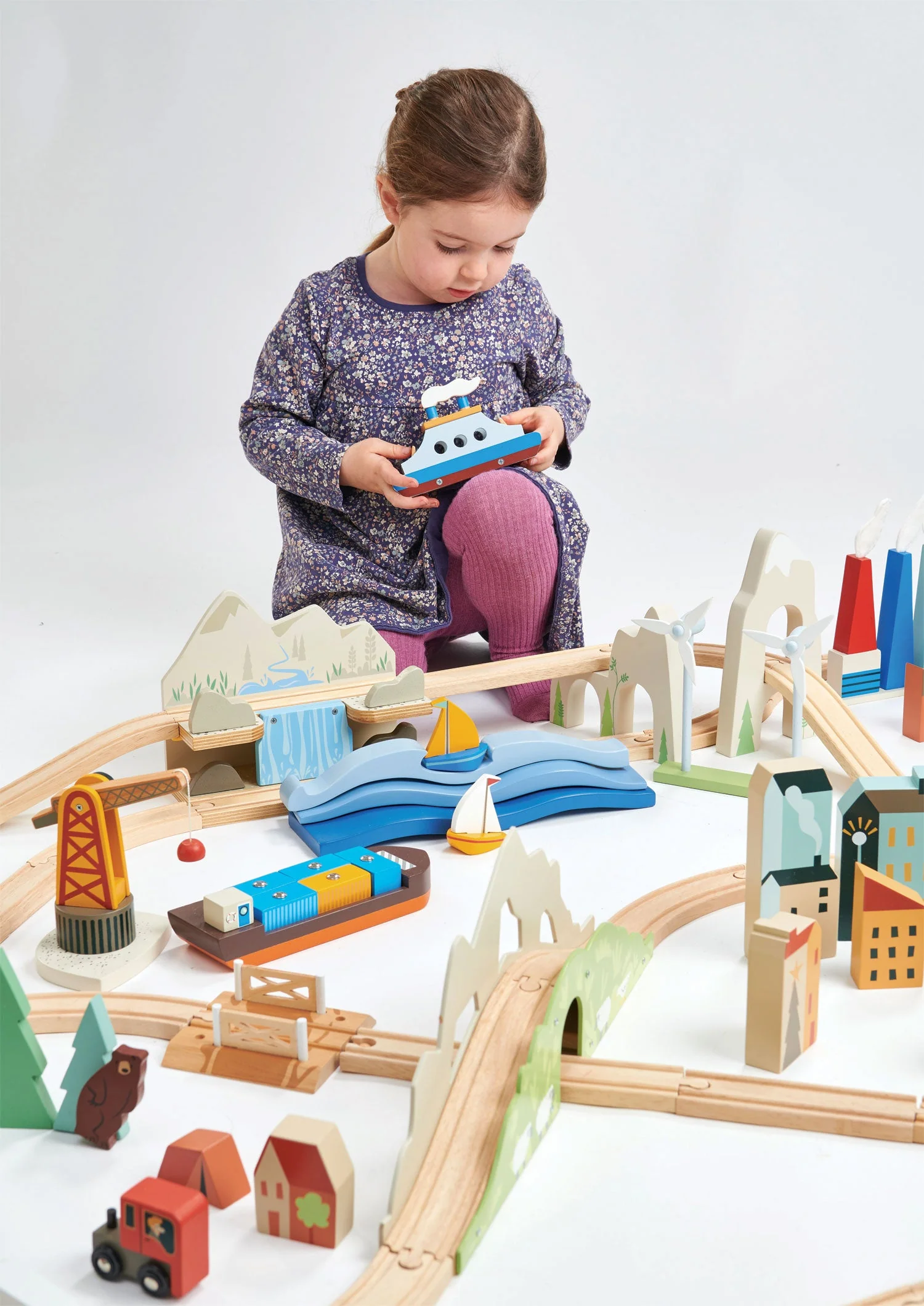 Tender Leaf Mountain View Train set - Image 4