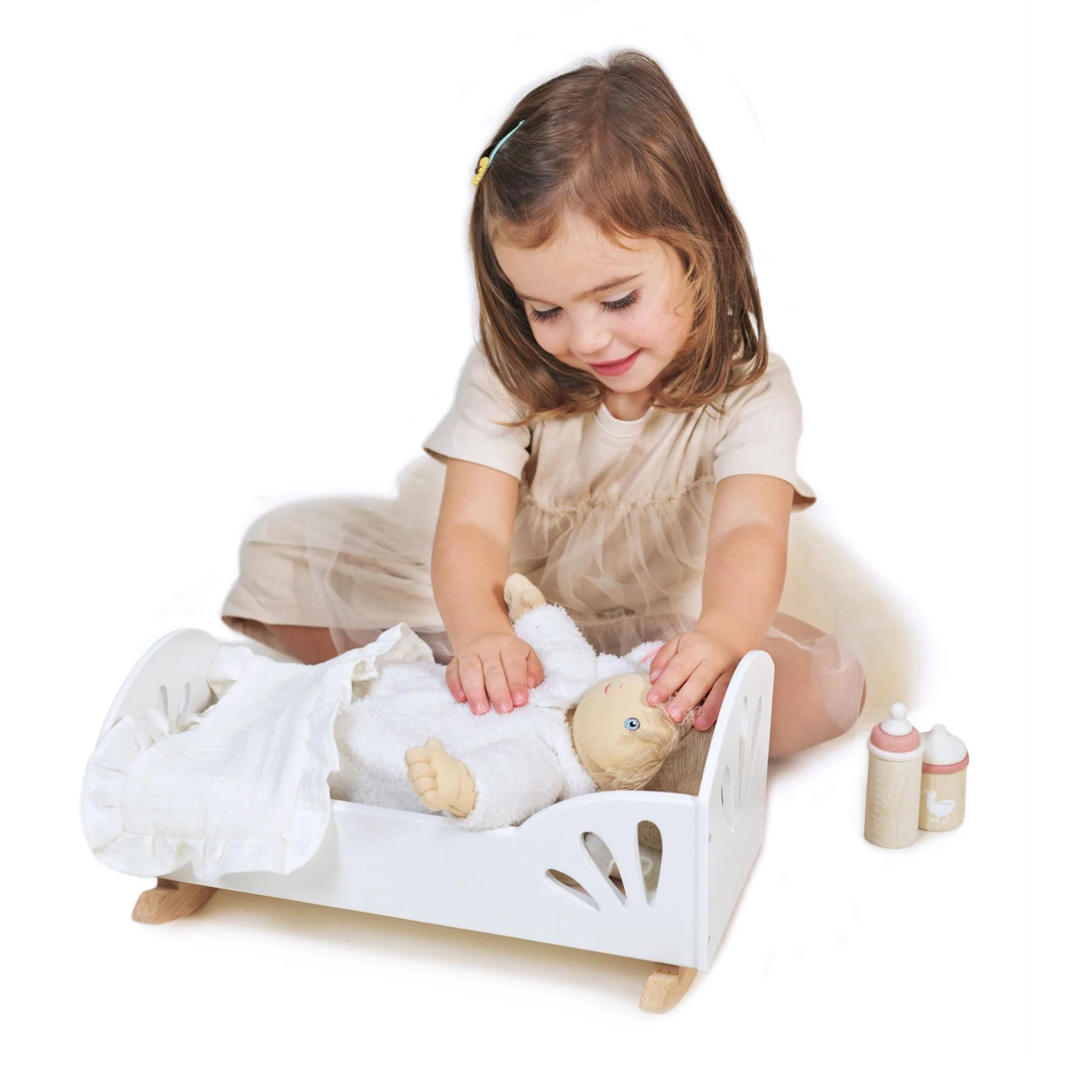 Tender Leaf Sweet Swan Dolly Bed - Image 2