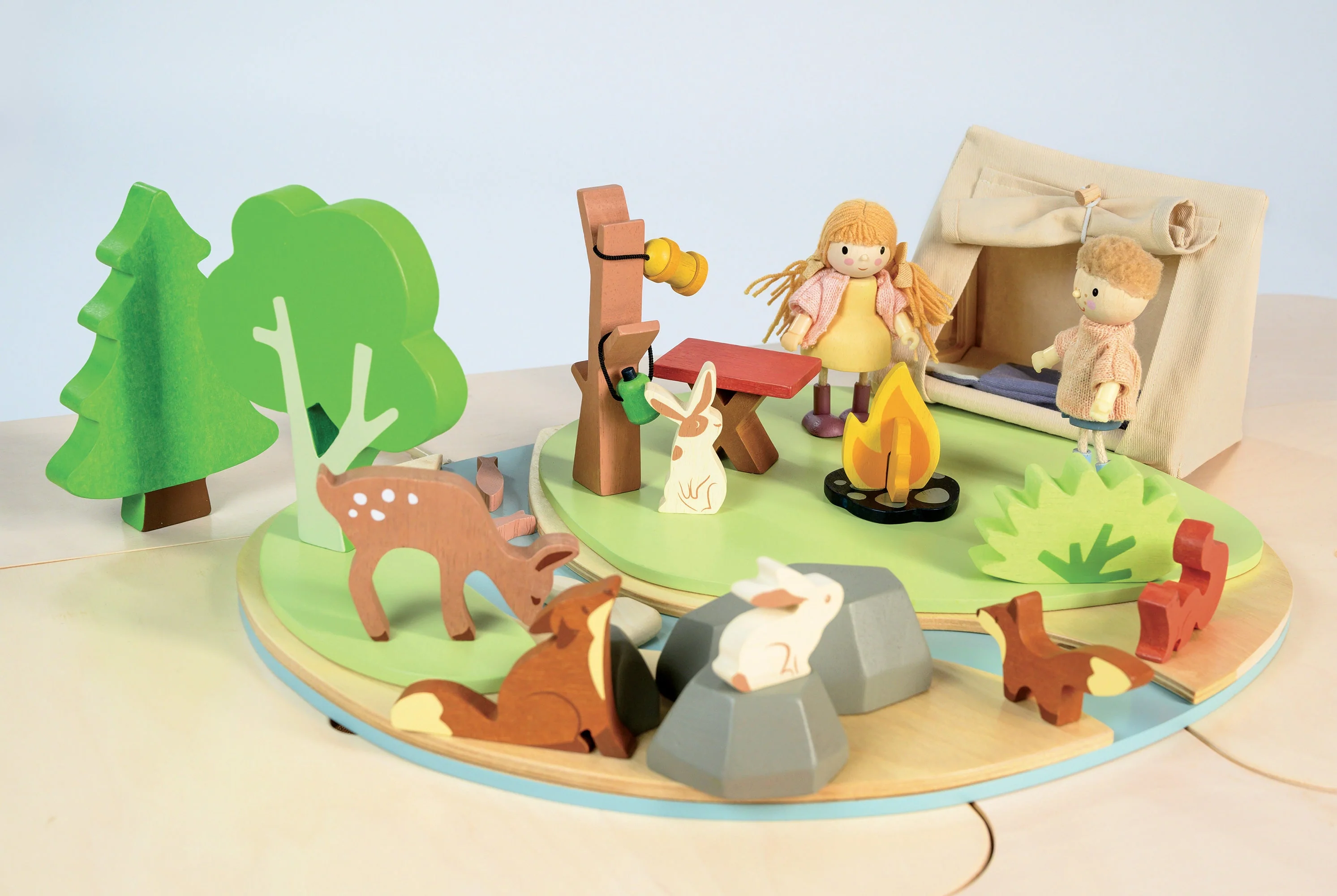 Tender Leaf Wildlife Camping Playset - Image 3