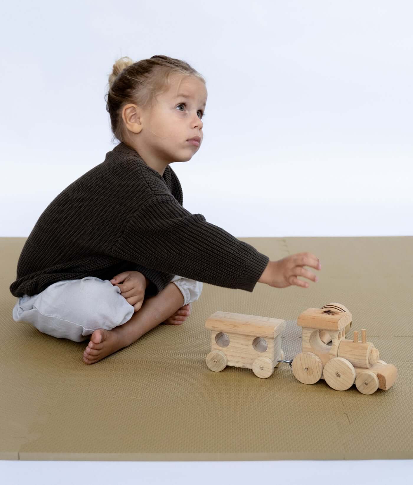 Toddlekind Classic Mat | Sandstone - Image 5