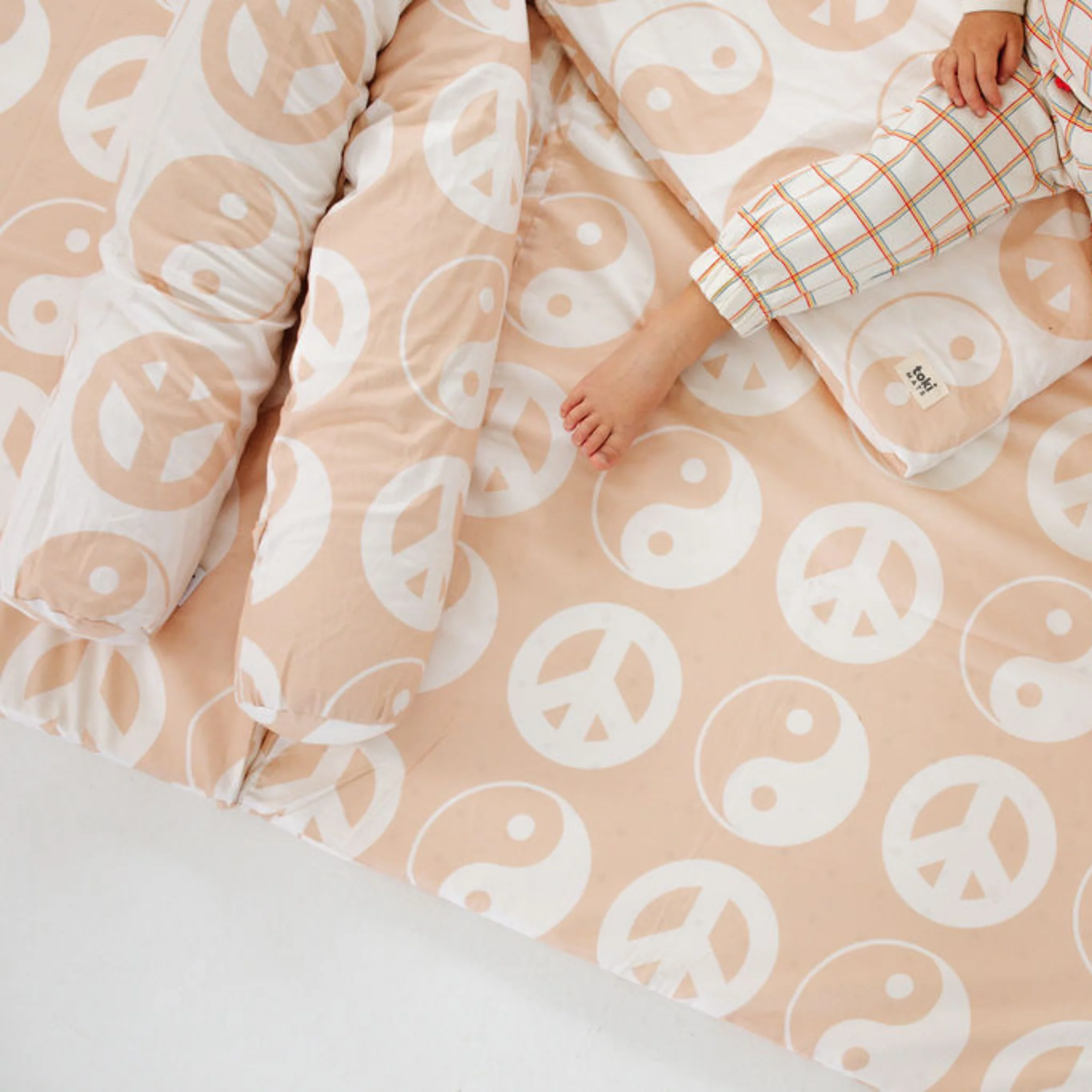Toki Kids Beige Yin Yang Support Pillow - Image 4
