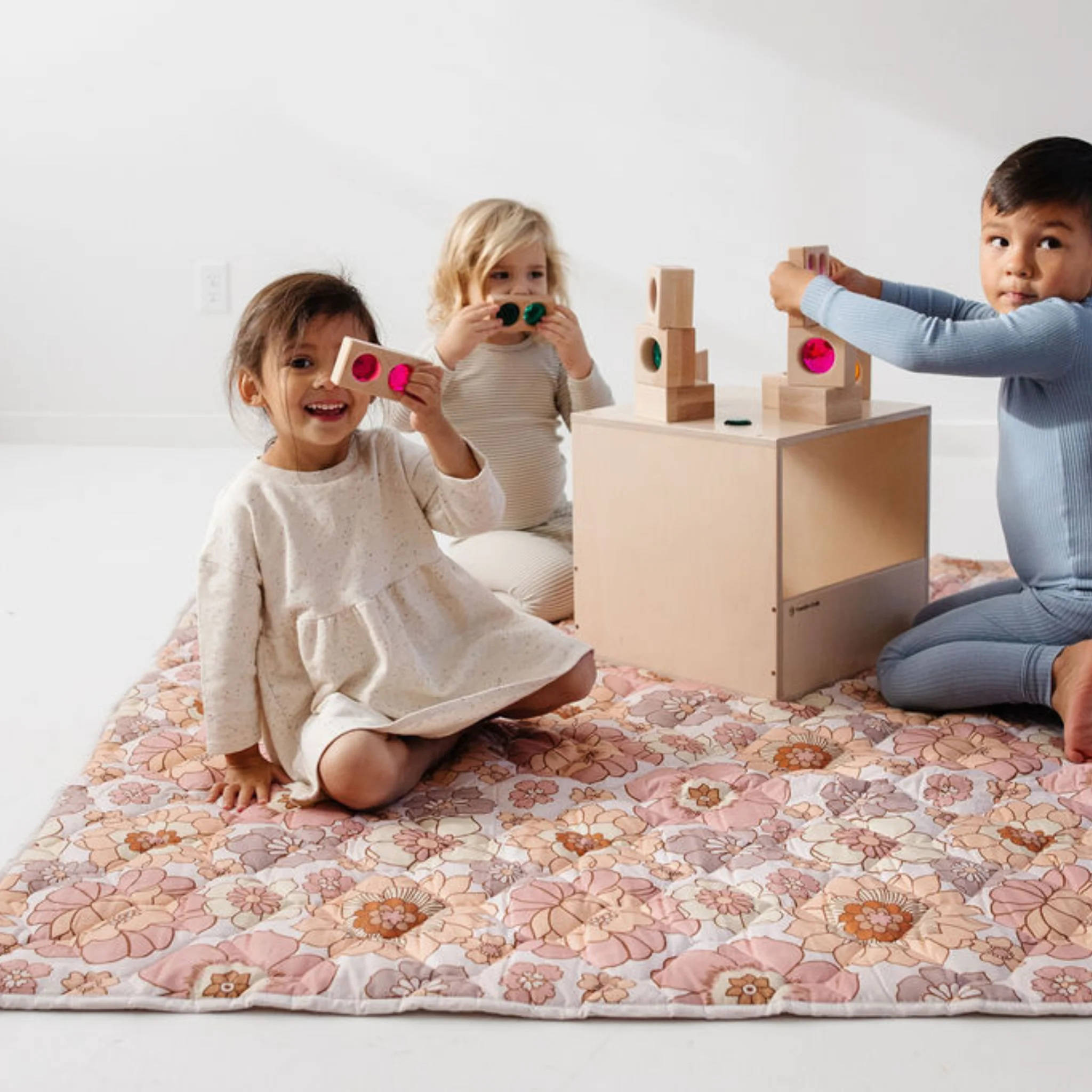 Toki Kids Blooms Picnic Blanket - Image 4