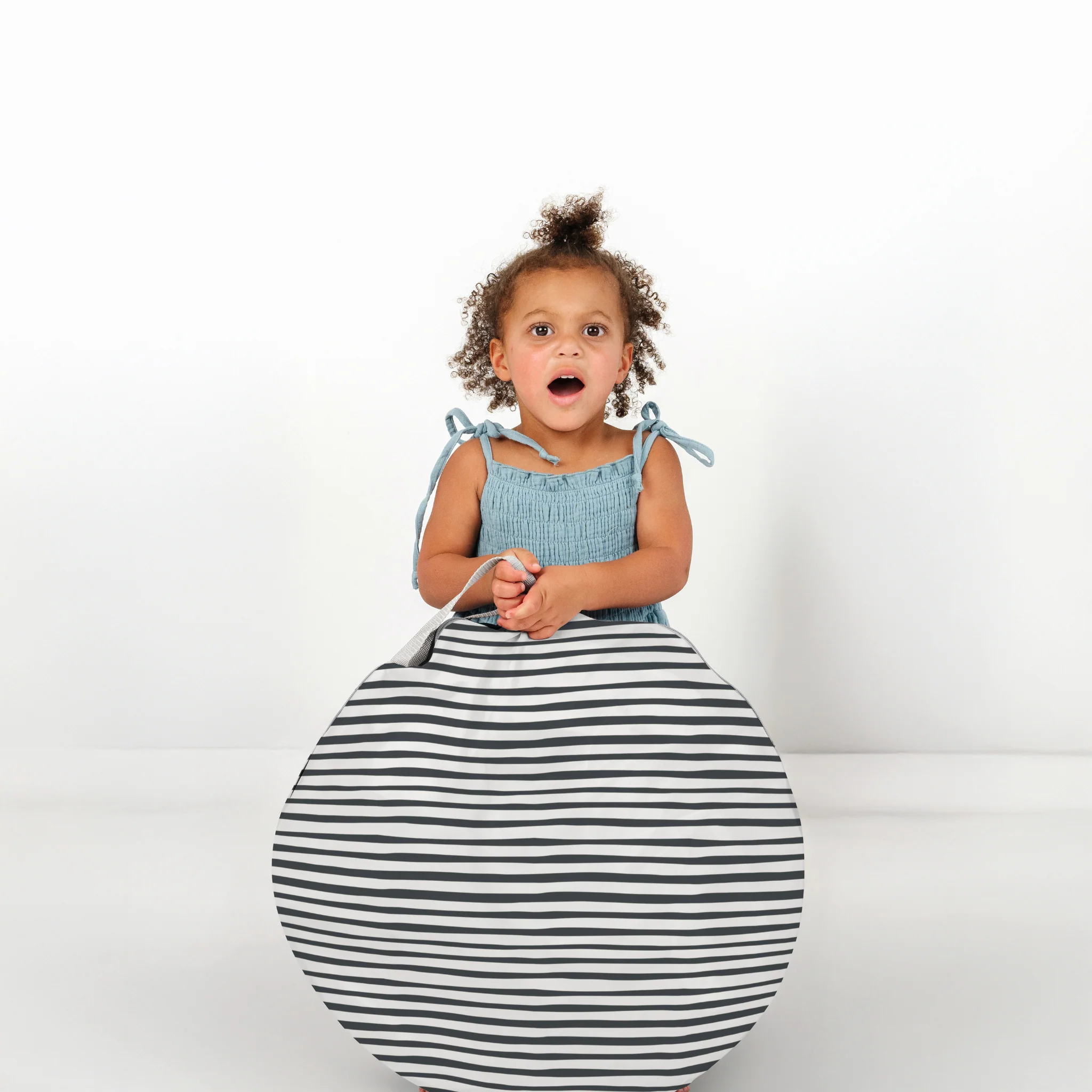 Toki Kids Bold Stripe Play Tent - Image 5