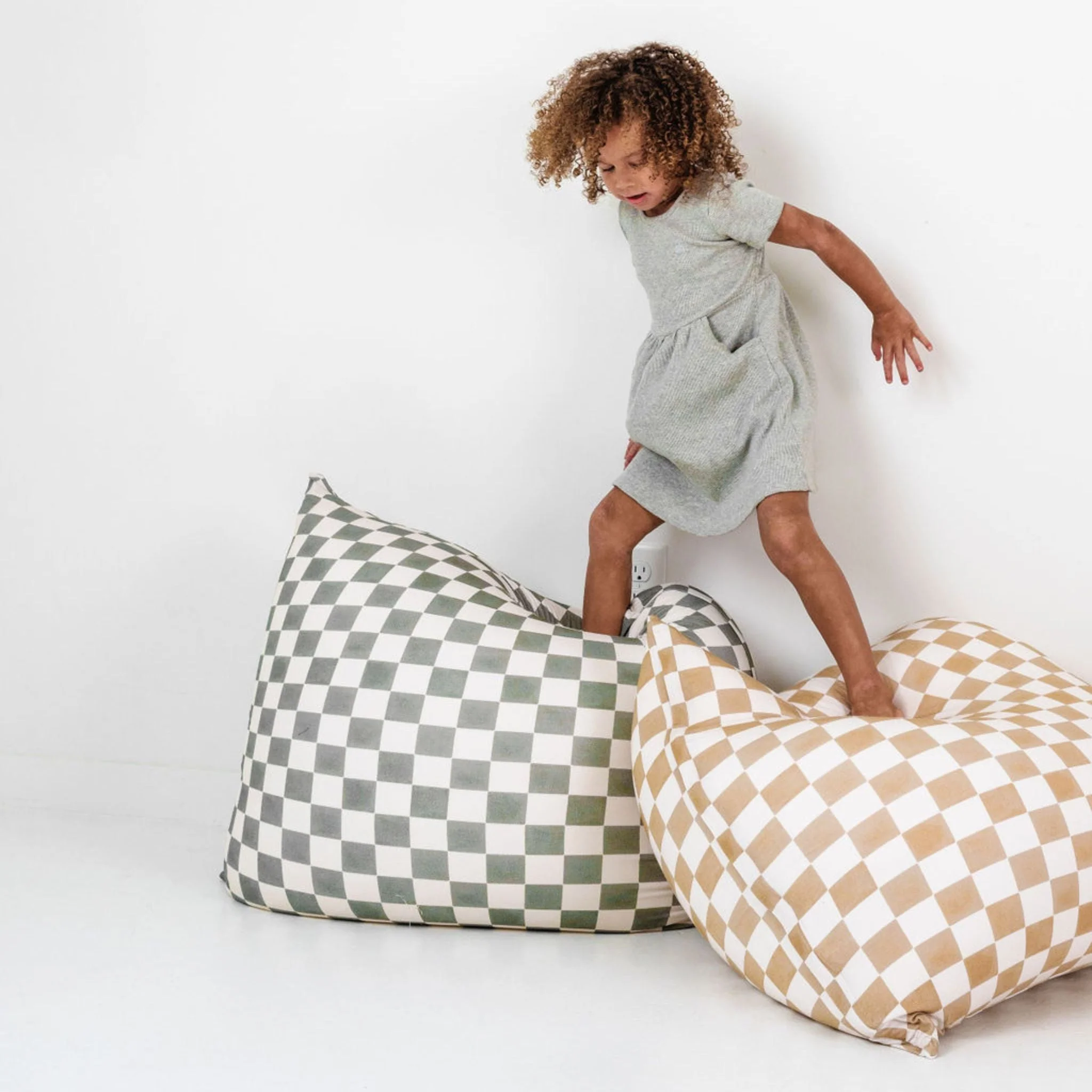 Toki Kids Checker Toffee Bean Bag - Image 6
