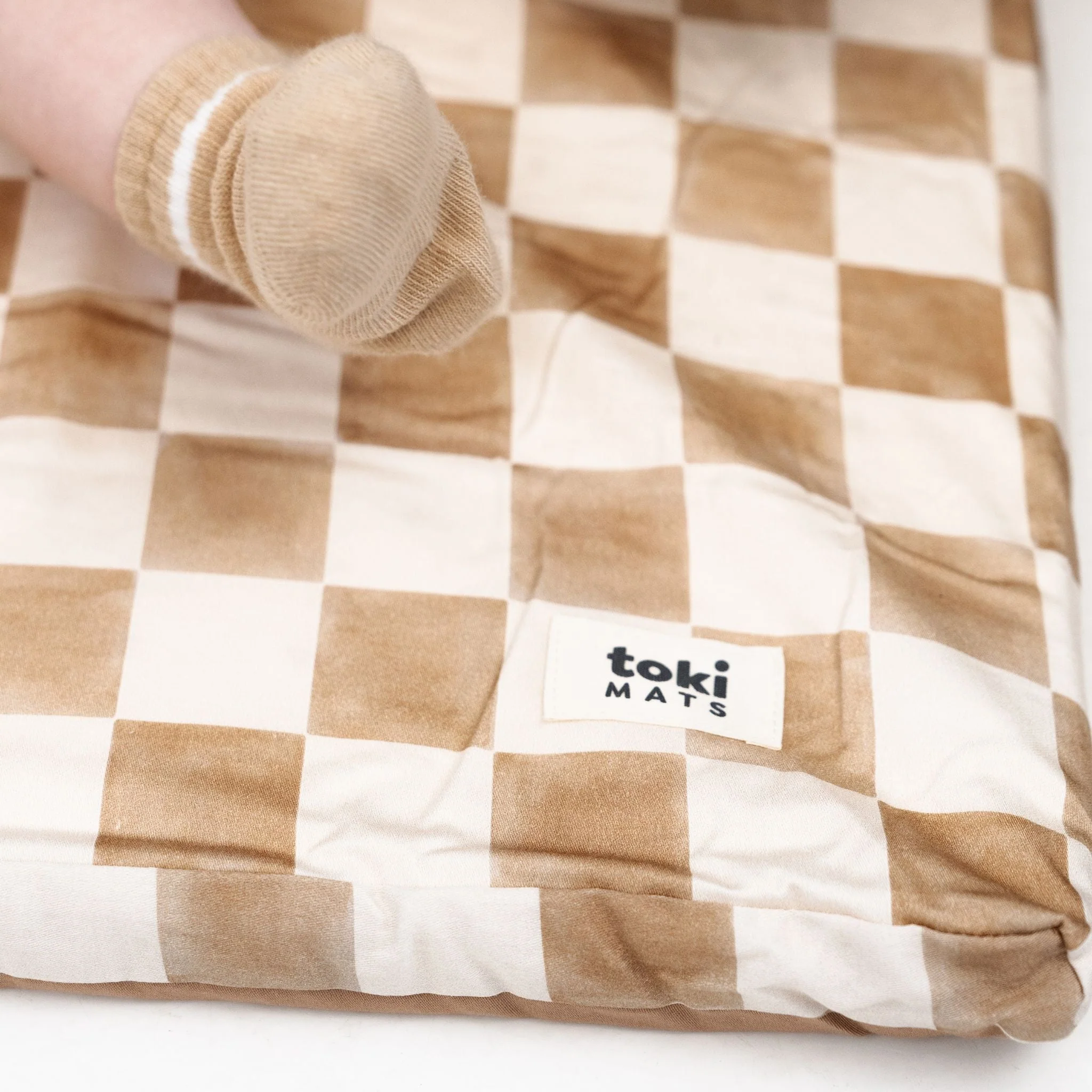 Toki Kids Checker Toffee Organic Cotton Mat - Image 4