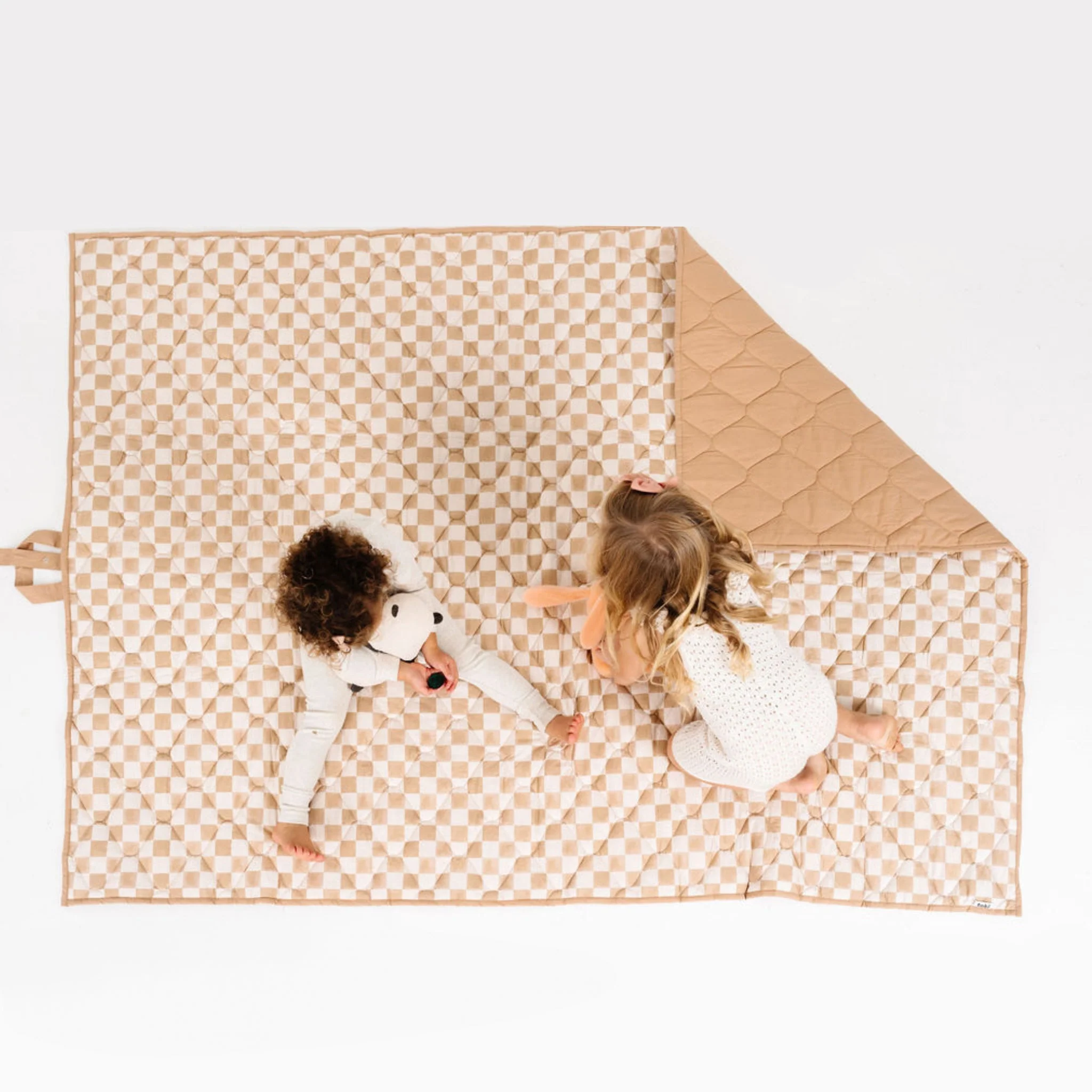 Toki Kids Checker Toffee Picnic Blanket - Image 3