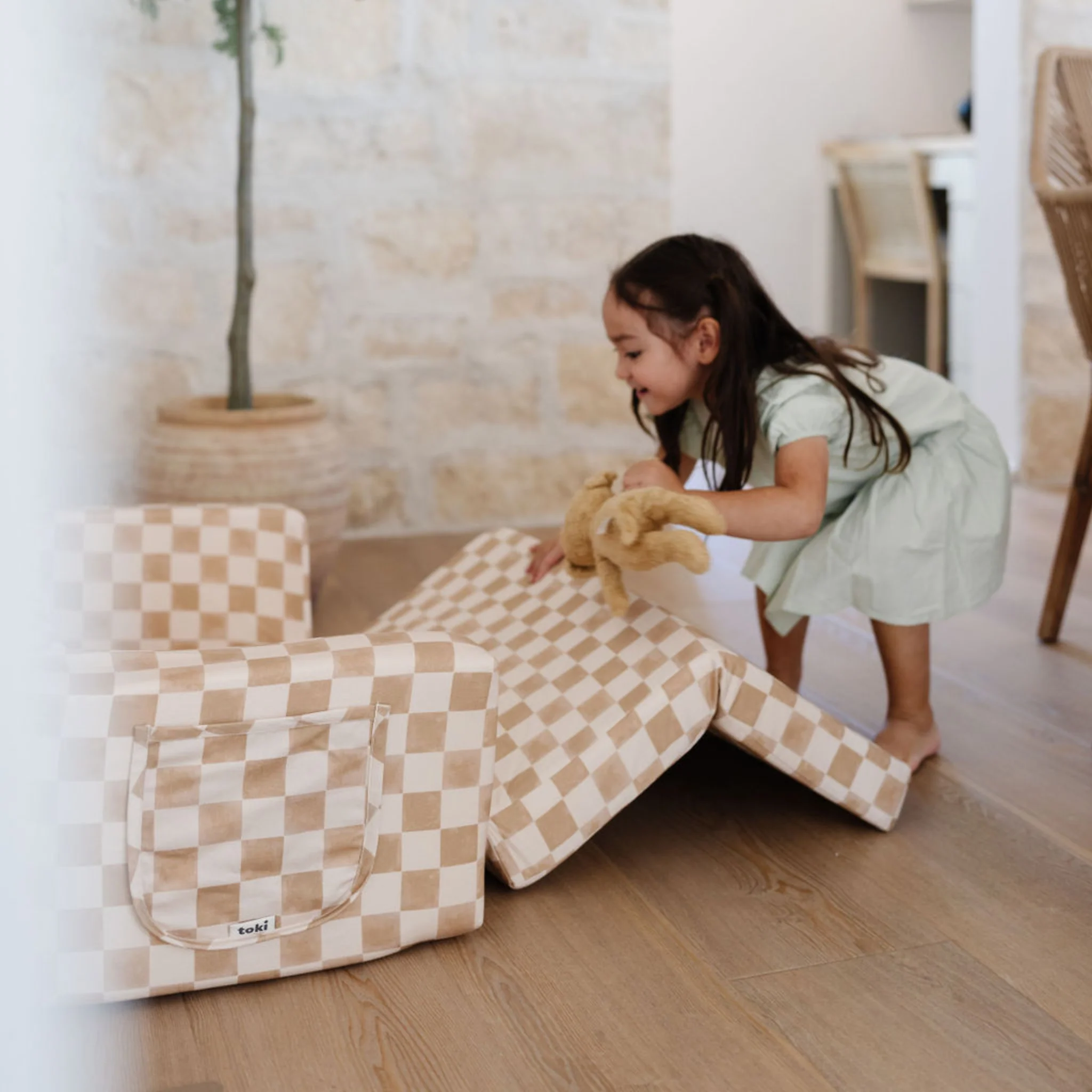 Toki Kids Checker Toffee Play Couch - Image 6
