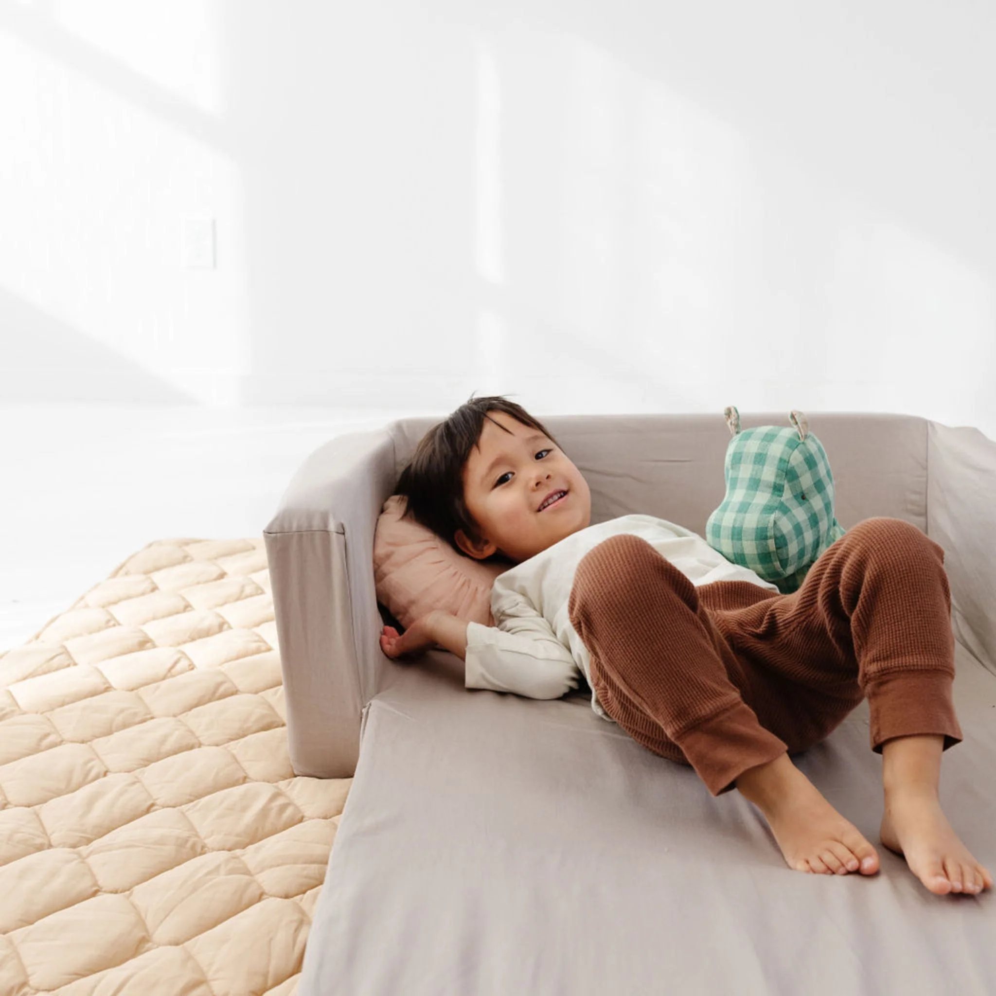 Toki Kids Cloud Play Couch - Image 5