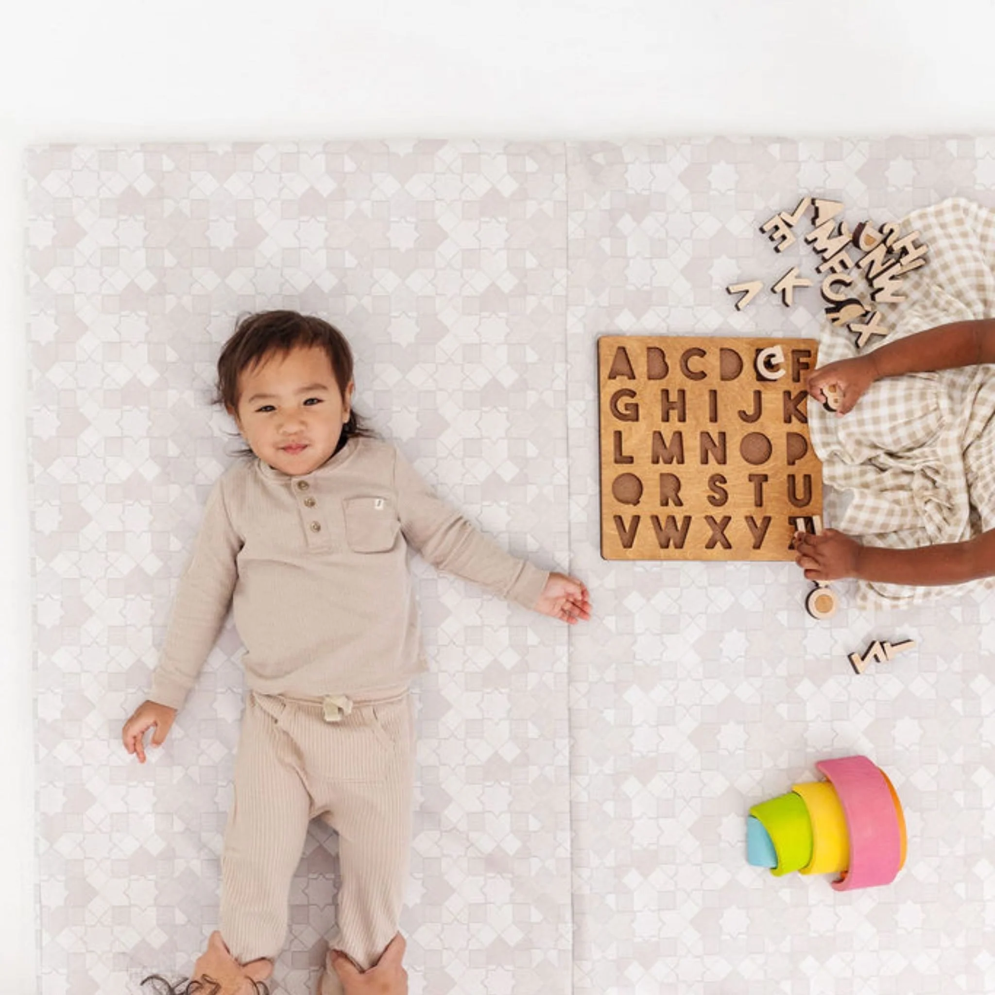 Toki Kids Grey Mosaic Vegan Leather Mat - Image 10