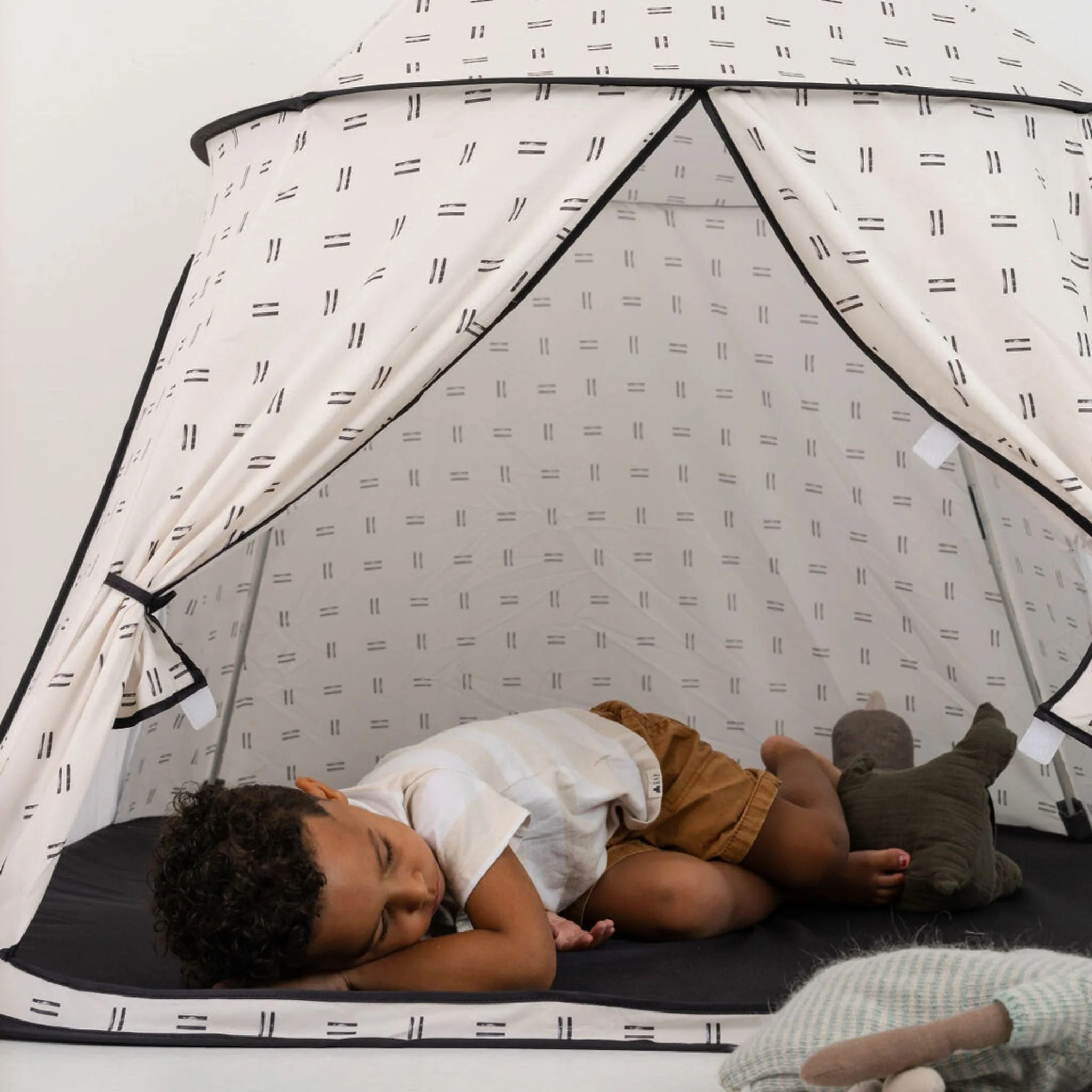 Toki Kids Mudcloth Play Tent - Image 4