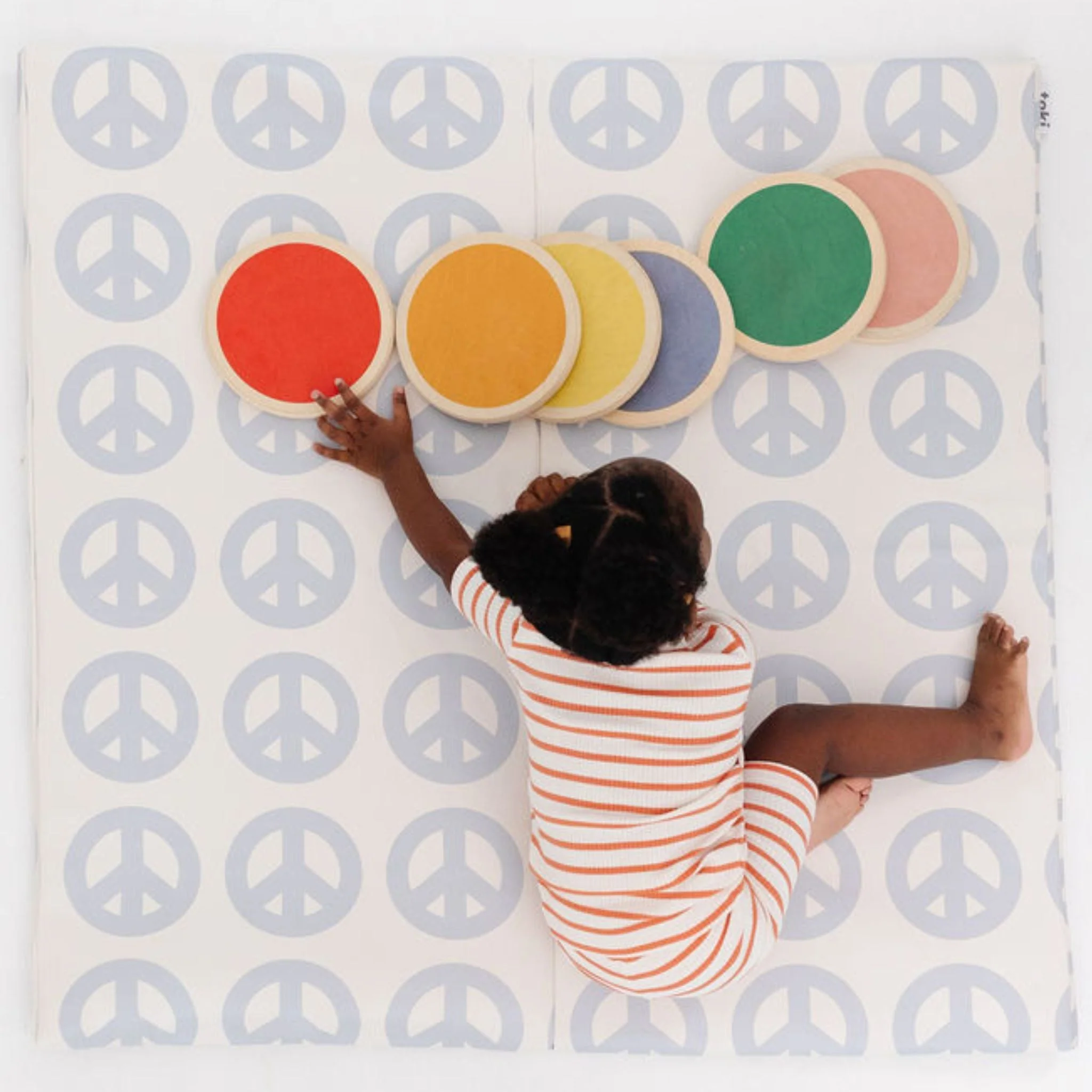 Toki Kids Peace Sign Vegan Leather Mat - Image 2