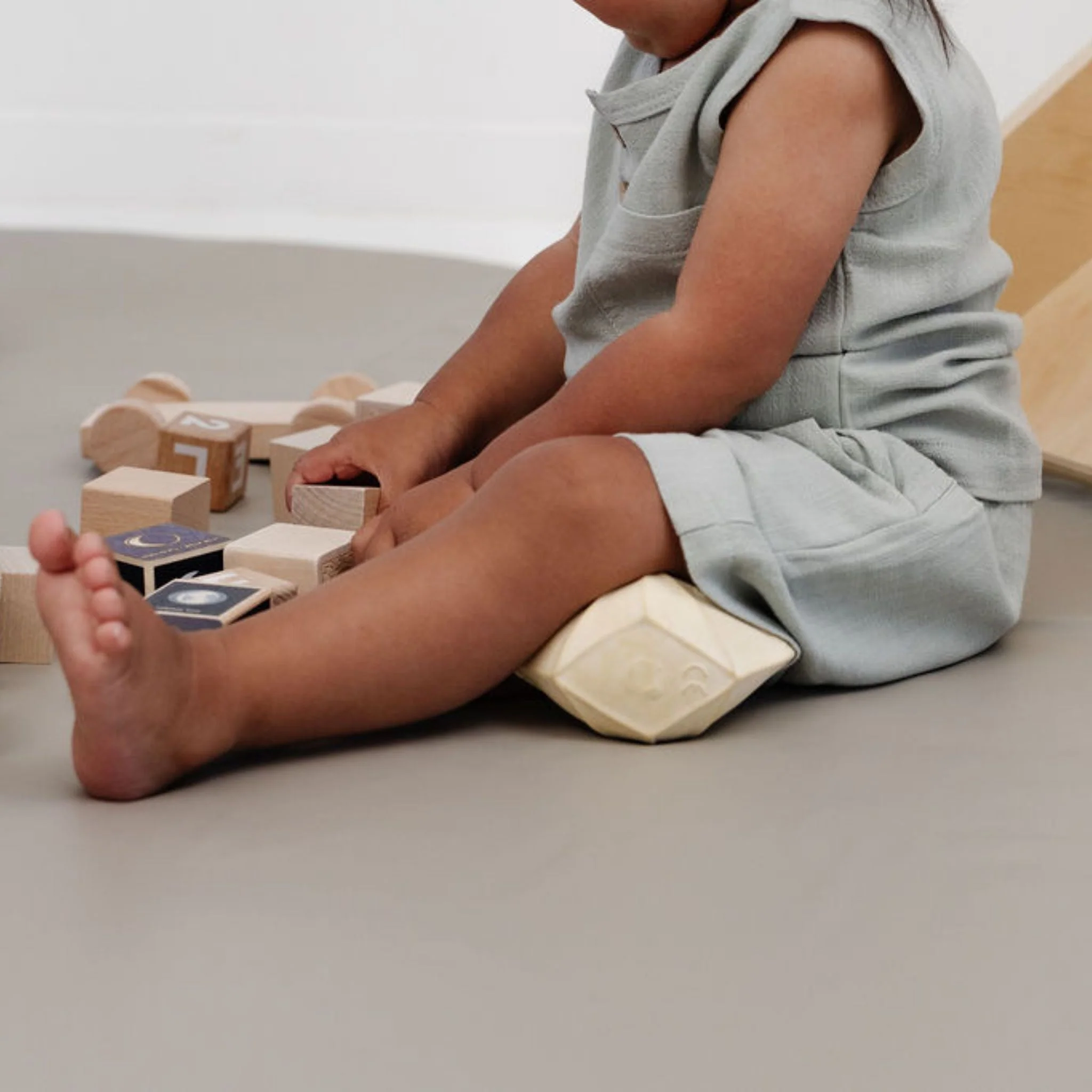 Toki Kids Pebble Vegan Leather Mat - Image 20