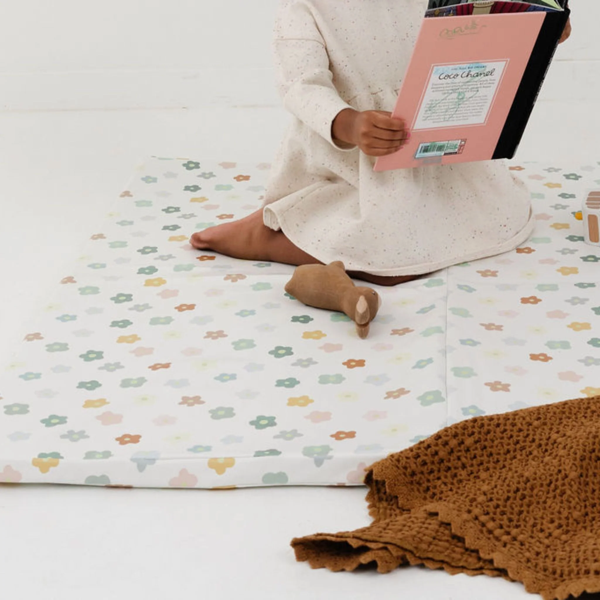 Toki Kids Playful Posies Vegan Leather Mat - Image 15