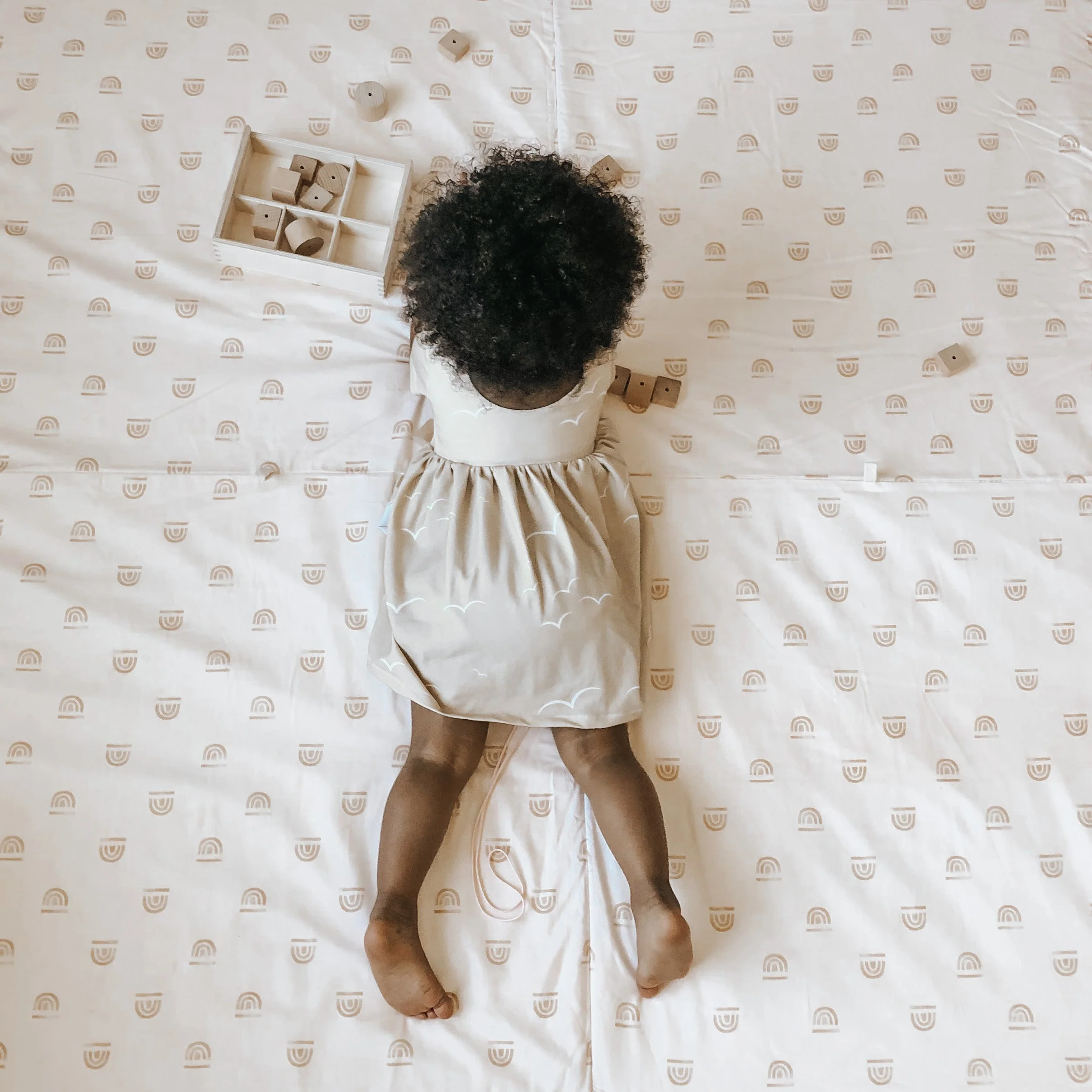 Toki Kids Rainbow Peach Organic Cotton Mat - Image 7