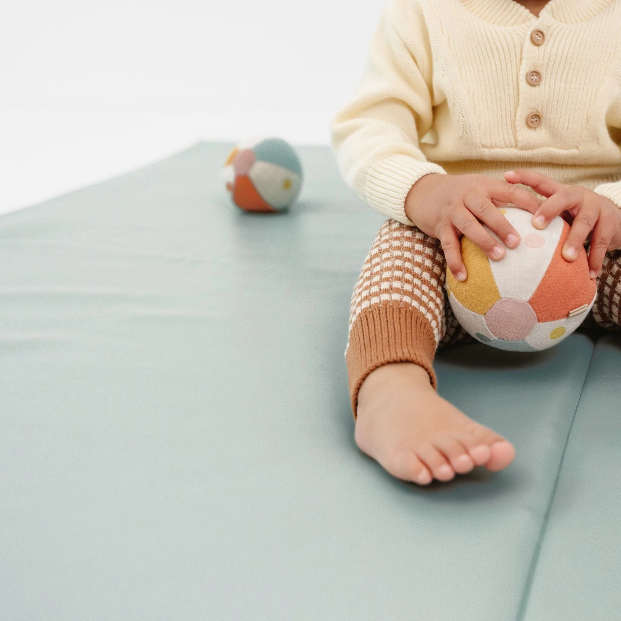 Toki Kids Sage Vegan Leather Mat - Image 4