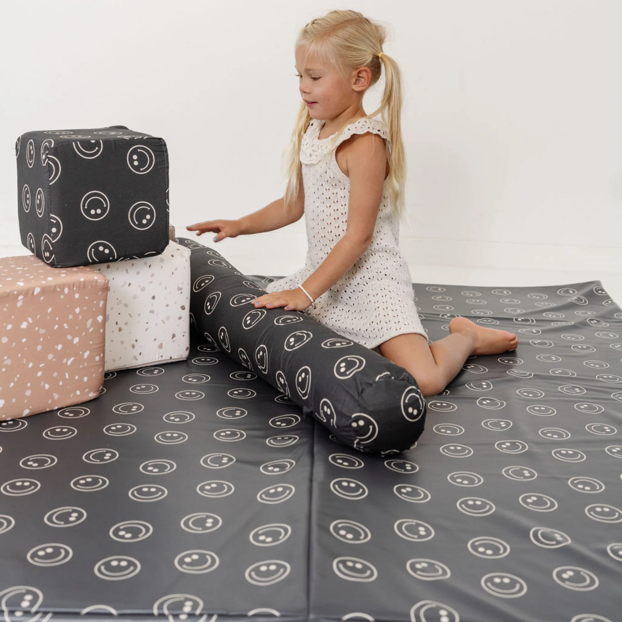 Toki Kids Smiles Vegan Leather Mat - Image 9