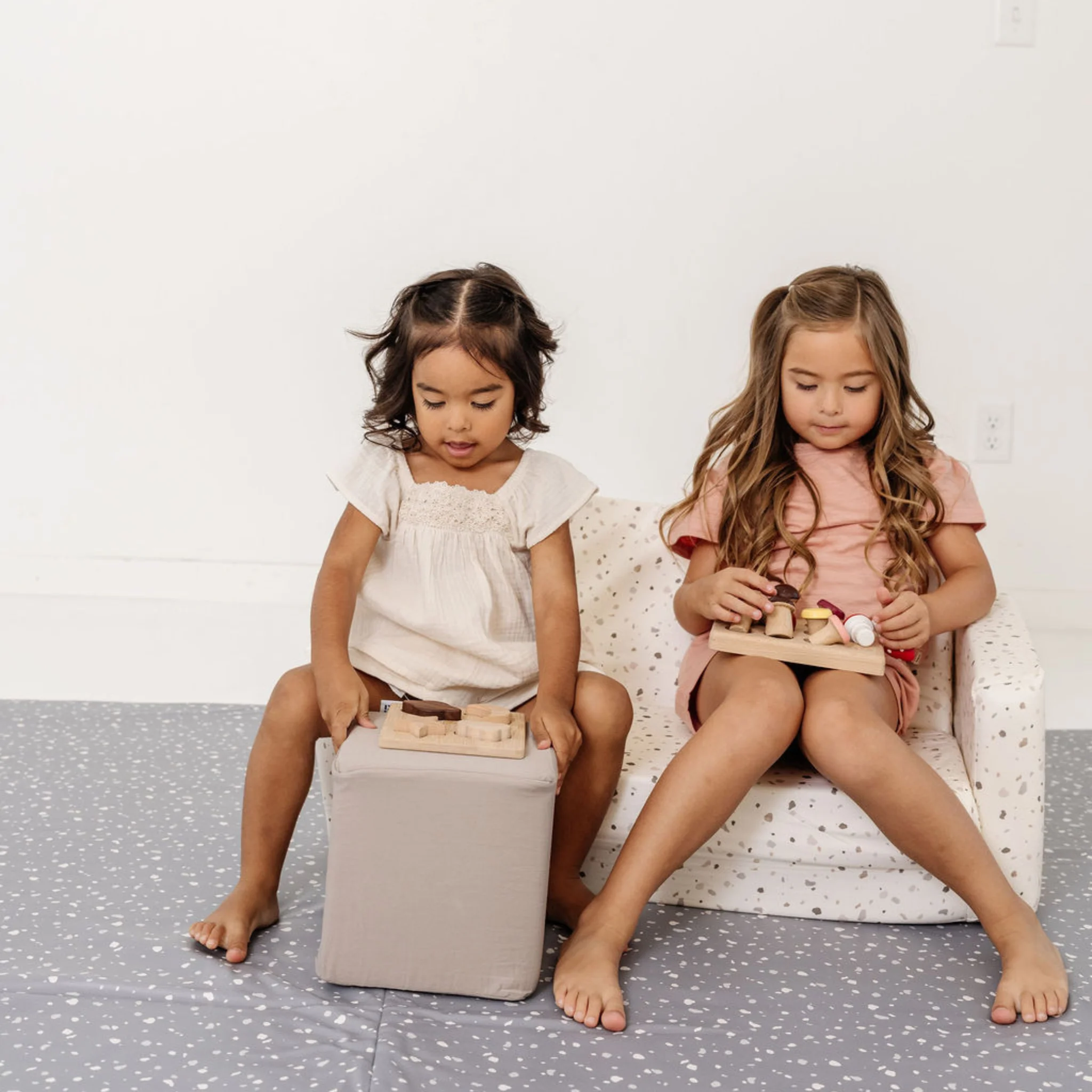 Toki Kids Terrazzo Chalk Play Couch - Image 3