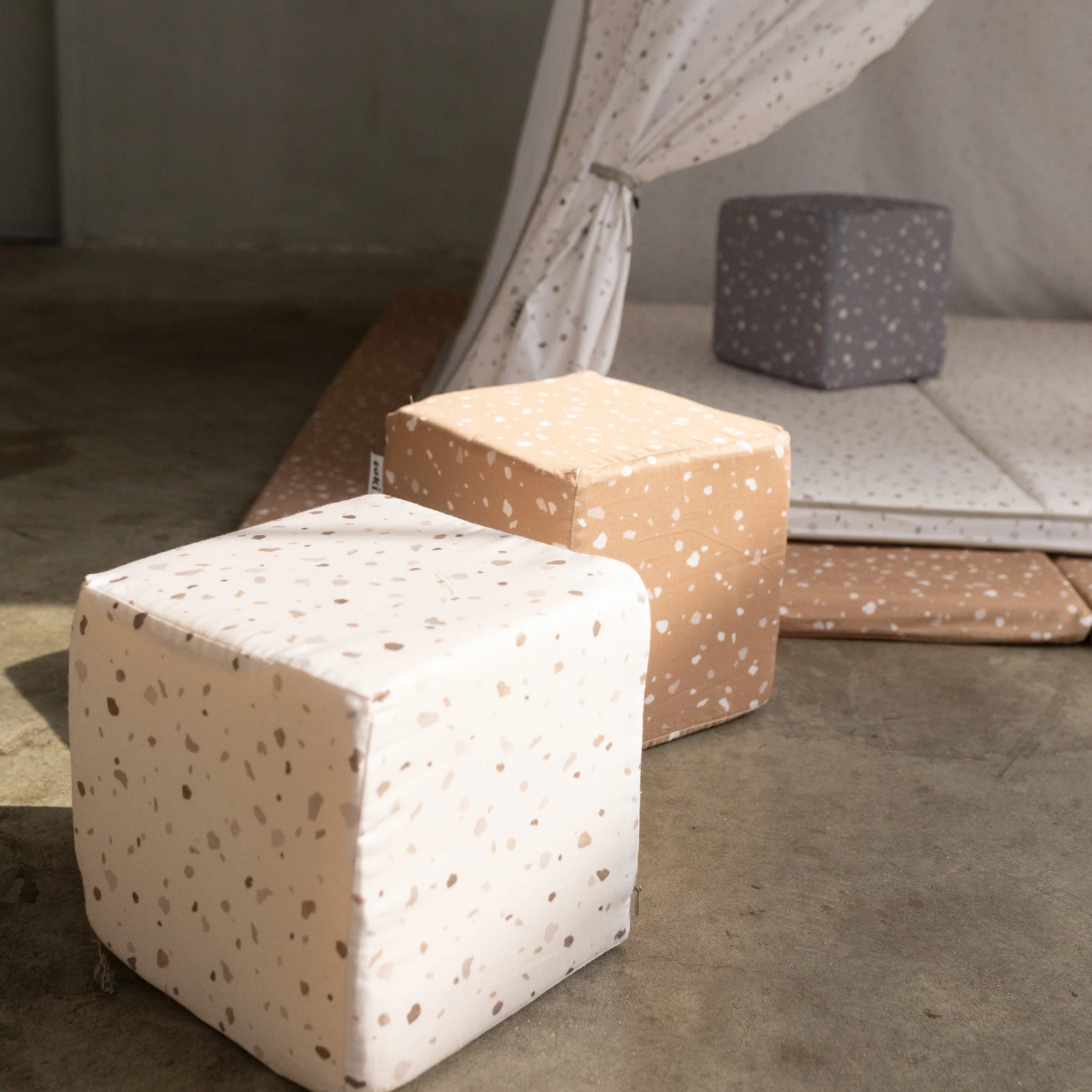 Toki Kids Terrazzo Chalk Play Cube - Image 6