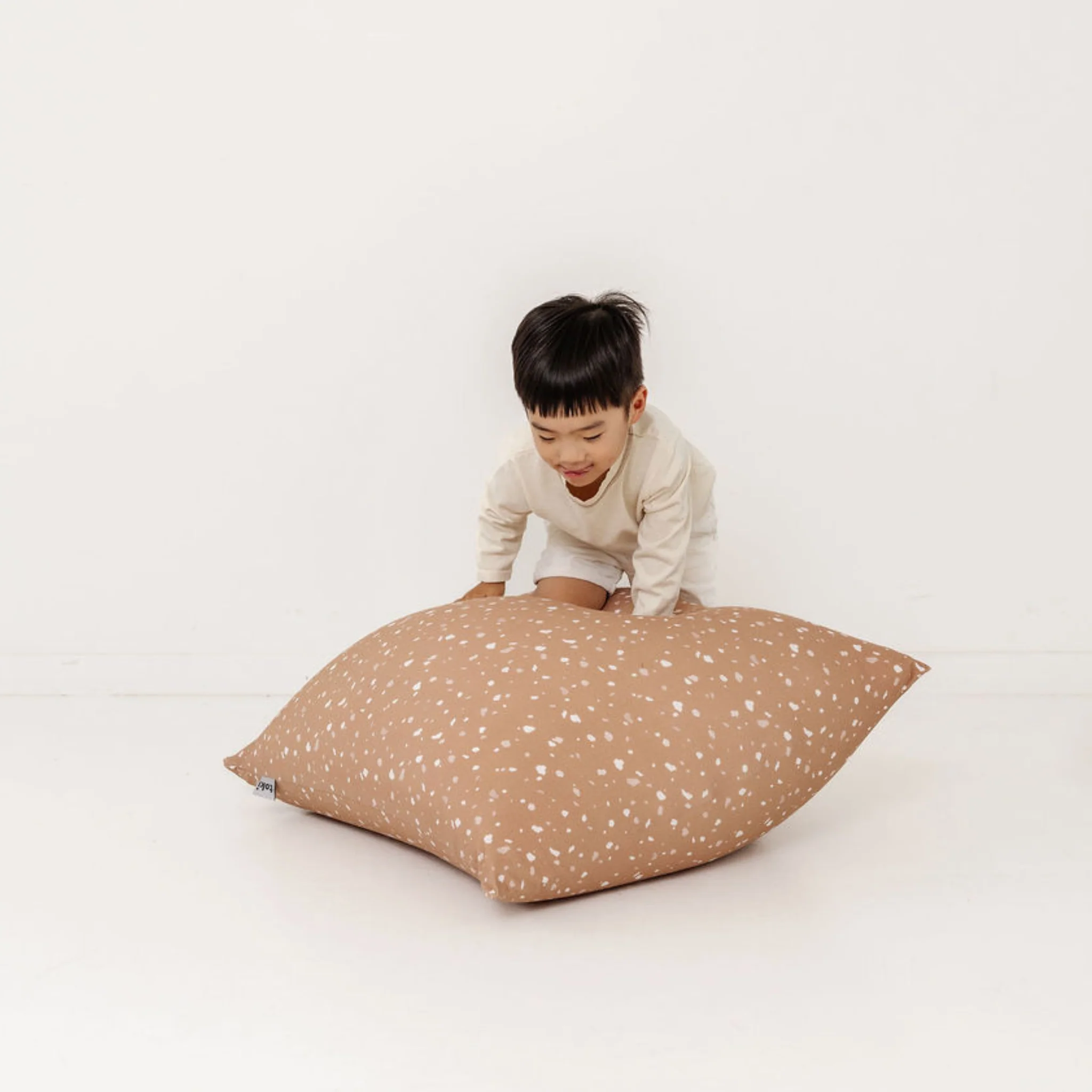 Toki Kids Terrazzo Clay Bean Bag - Image 2
