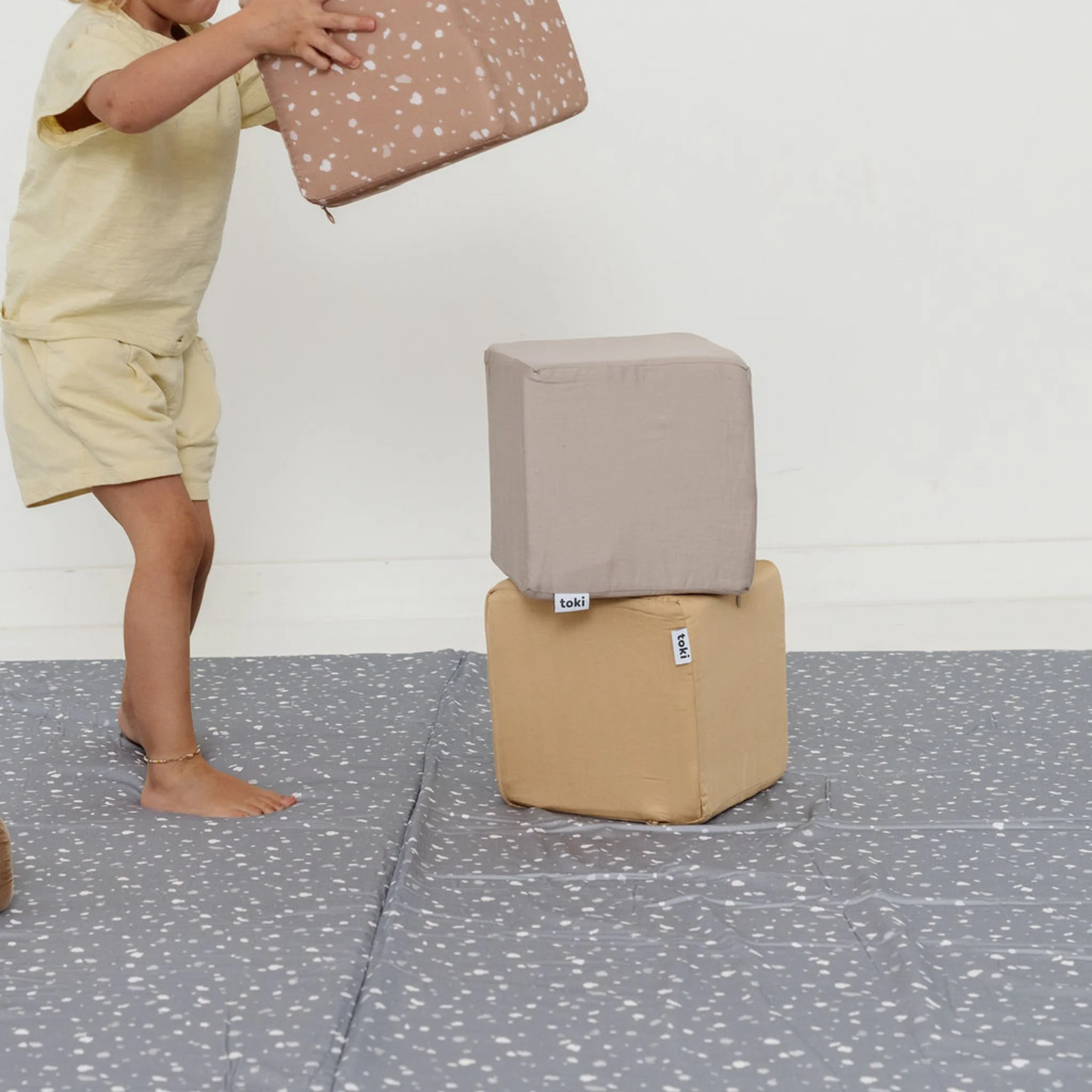Toki Kids Terrazzo Slate Organic Cotton Mat - Image 15