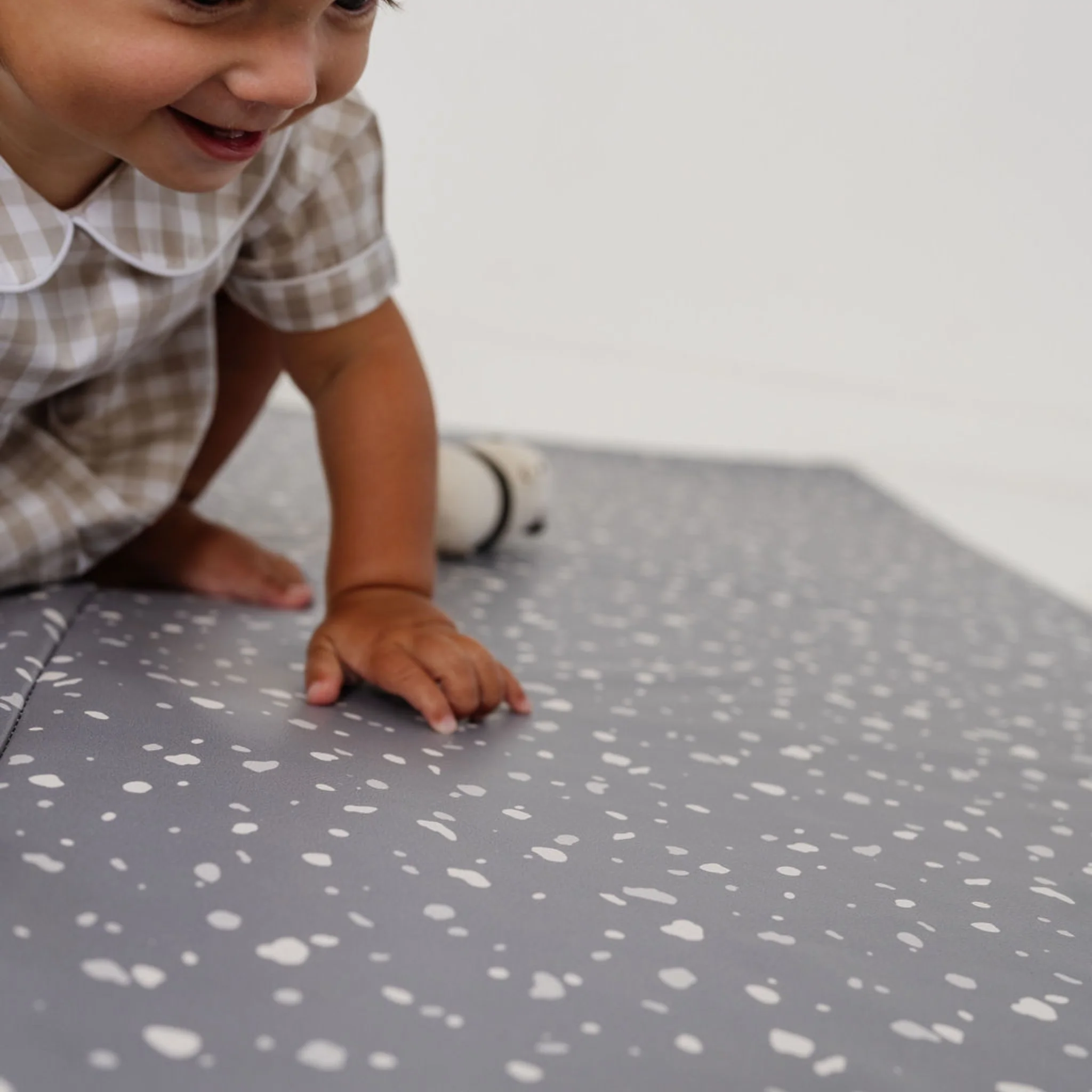 Toki Kids Terrazzo Slate Vegan Leather Mat - Image 4