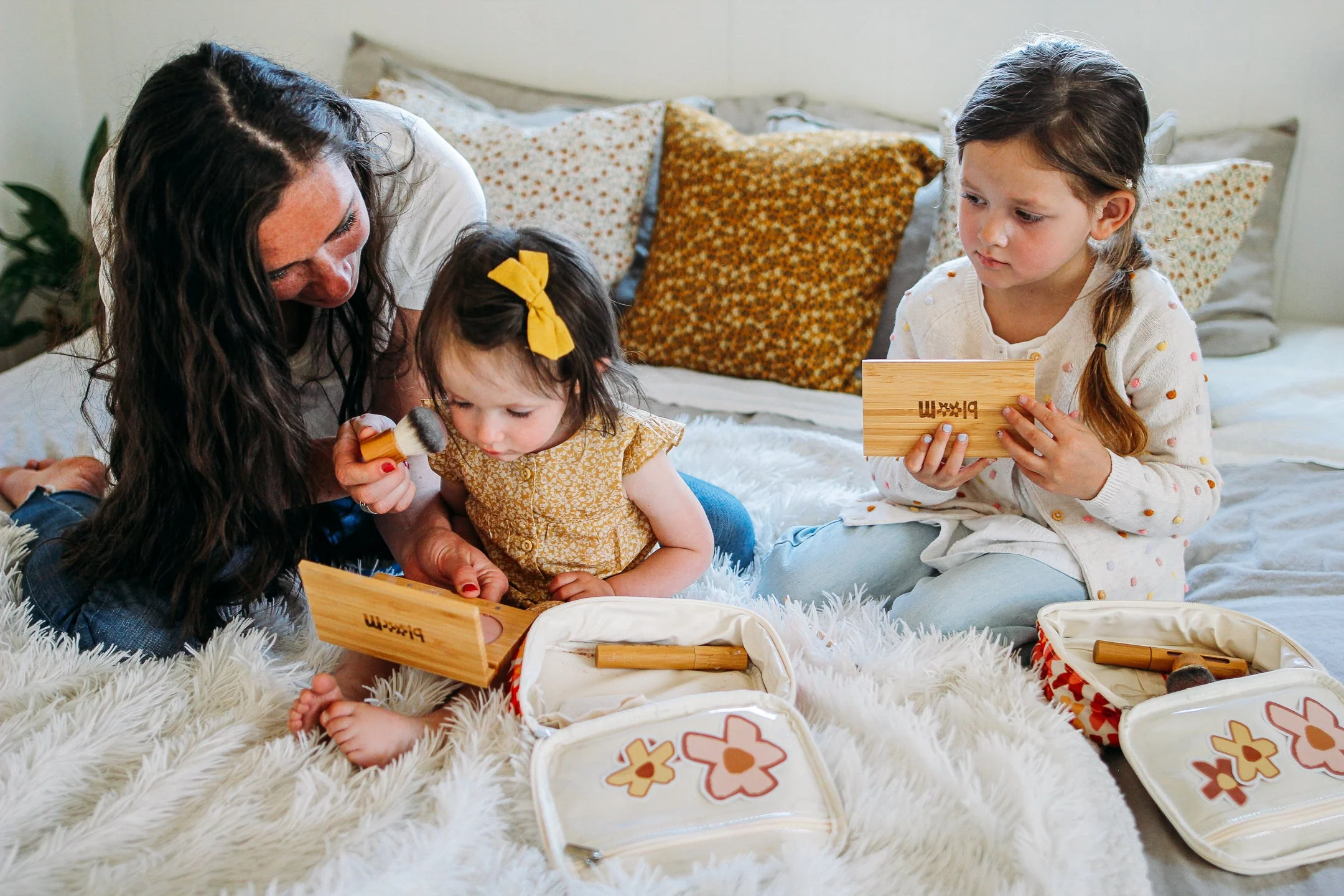 Truebloom Kids Bloom Makeup Kit - Image 3